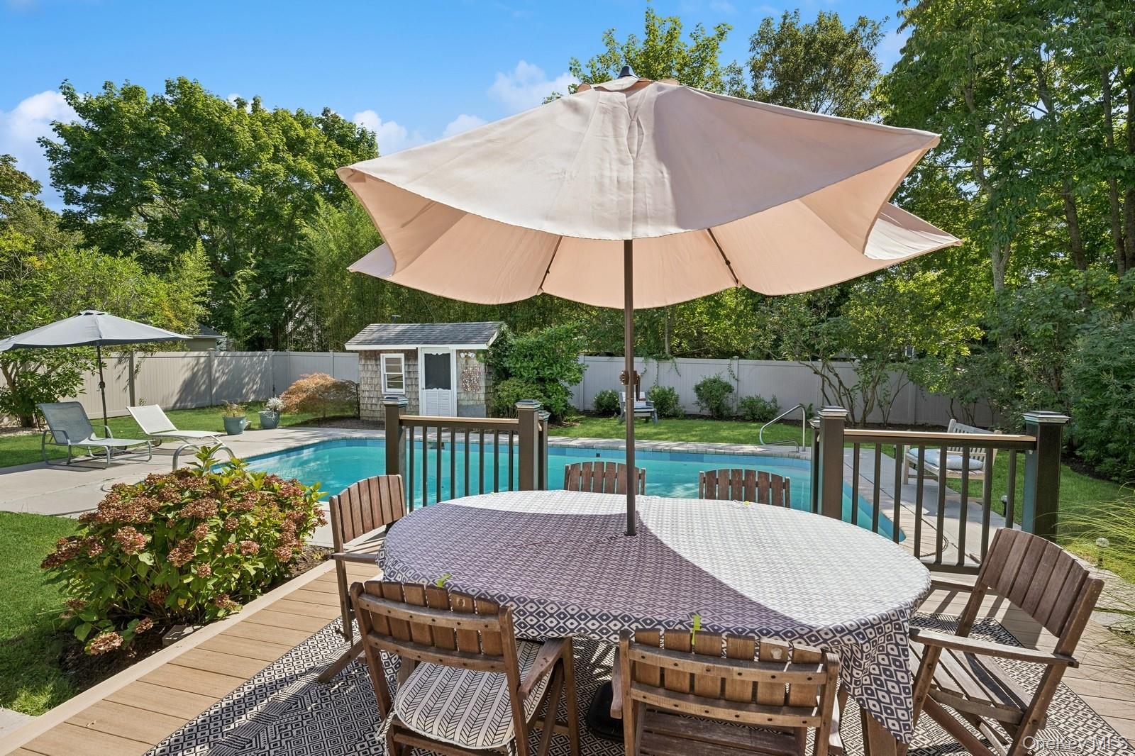 7 Linda Lane, Hampton Bays, NY 11946