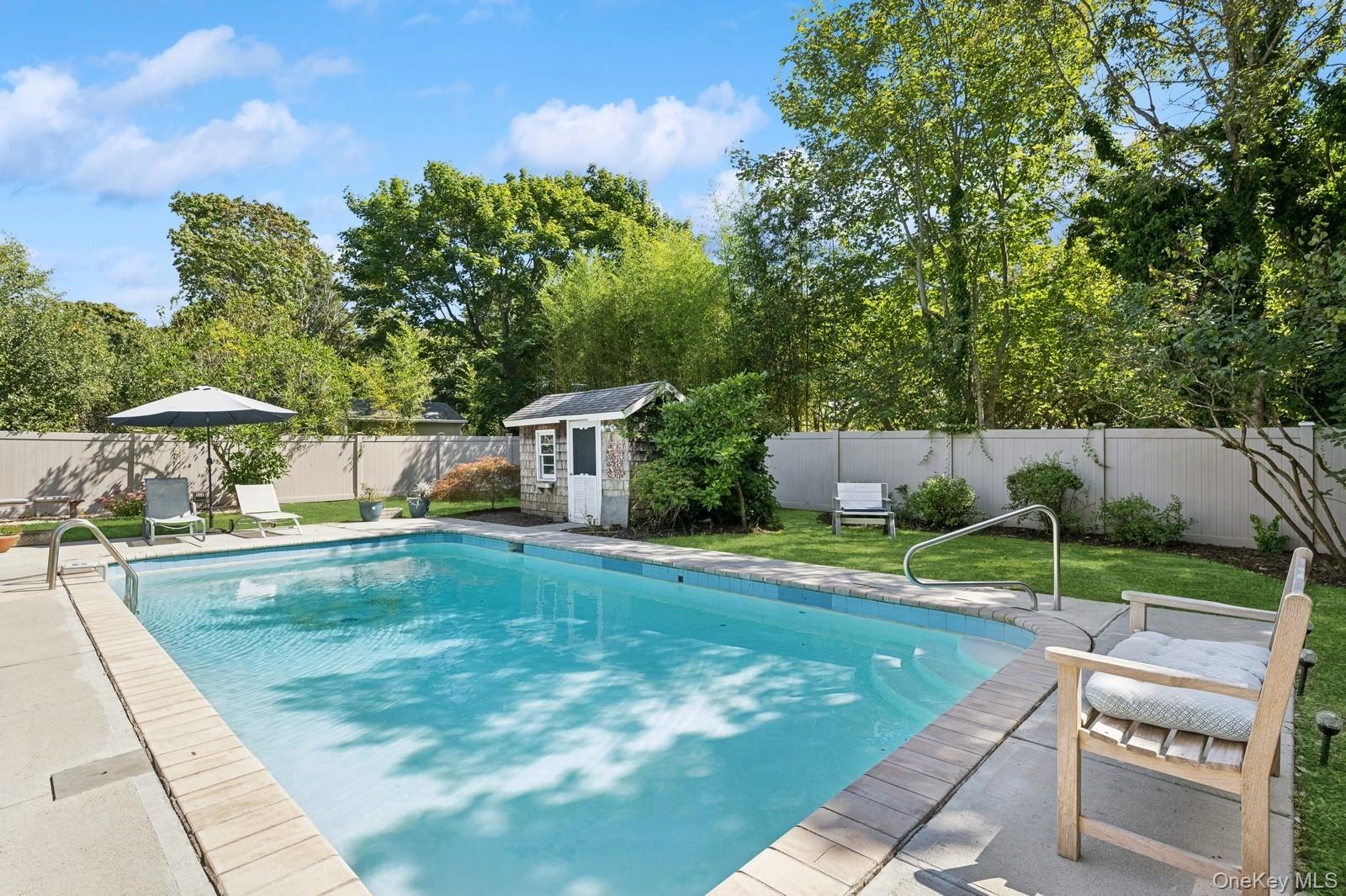 7 Linda Lane, Hampton Bays, NY 11946