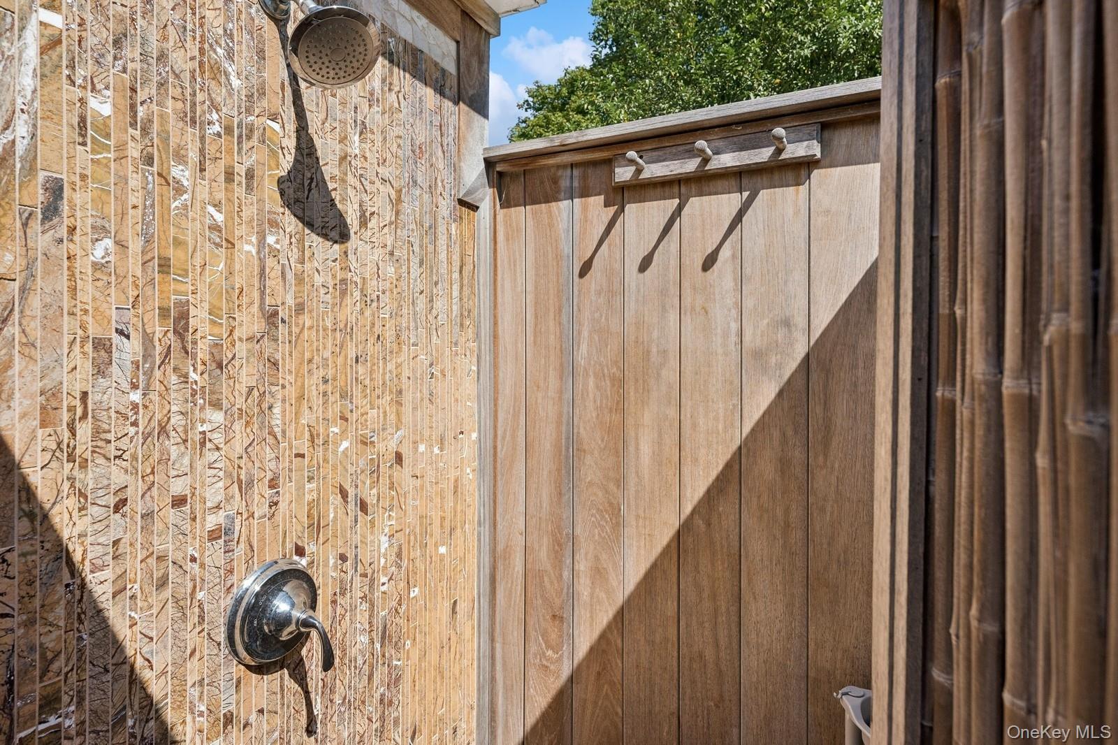 7 Linda Lane, Hampton Bays, NY 11946