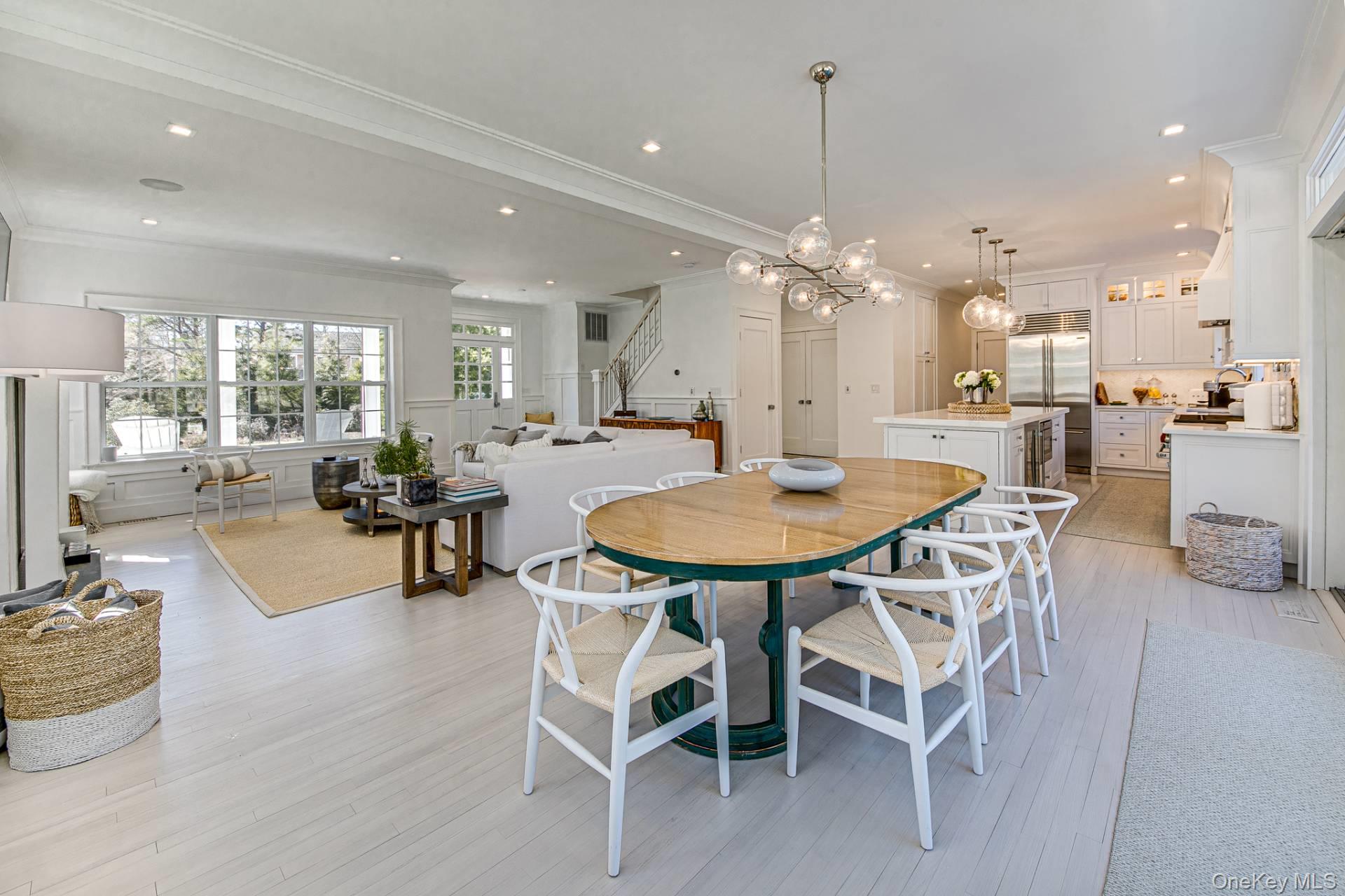 9 2nd Avenue, East Hampton, NY 11937