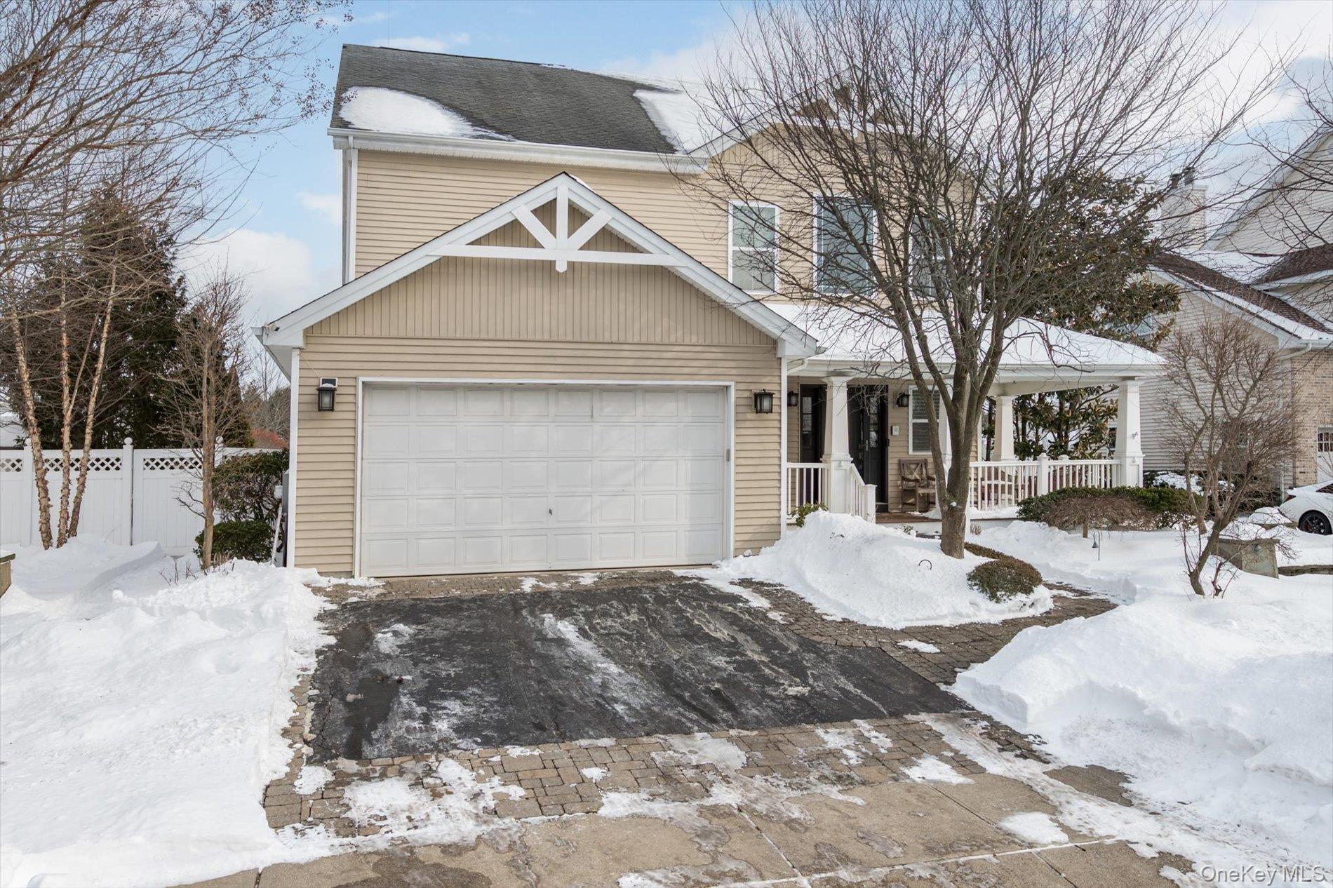 104 Brandywine Lane, Melville, NY 11747