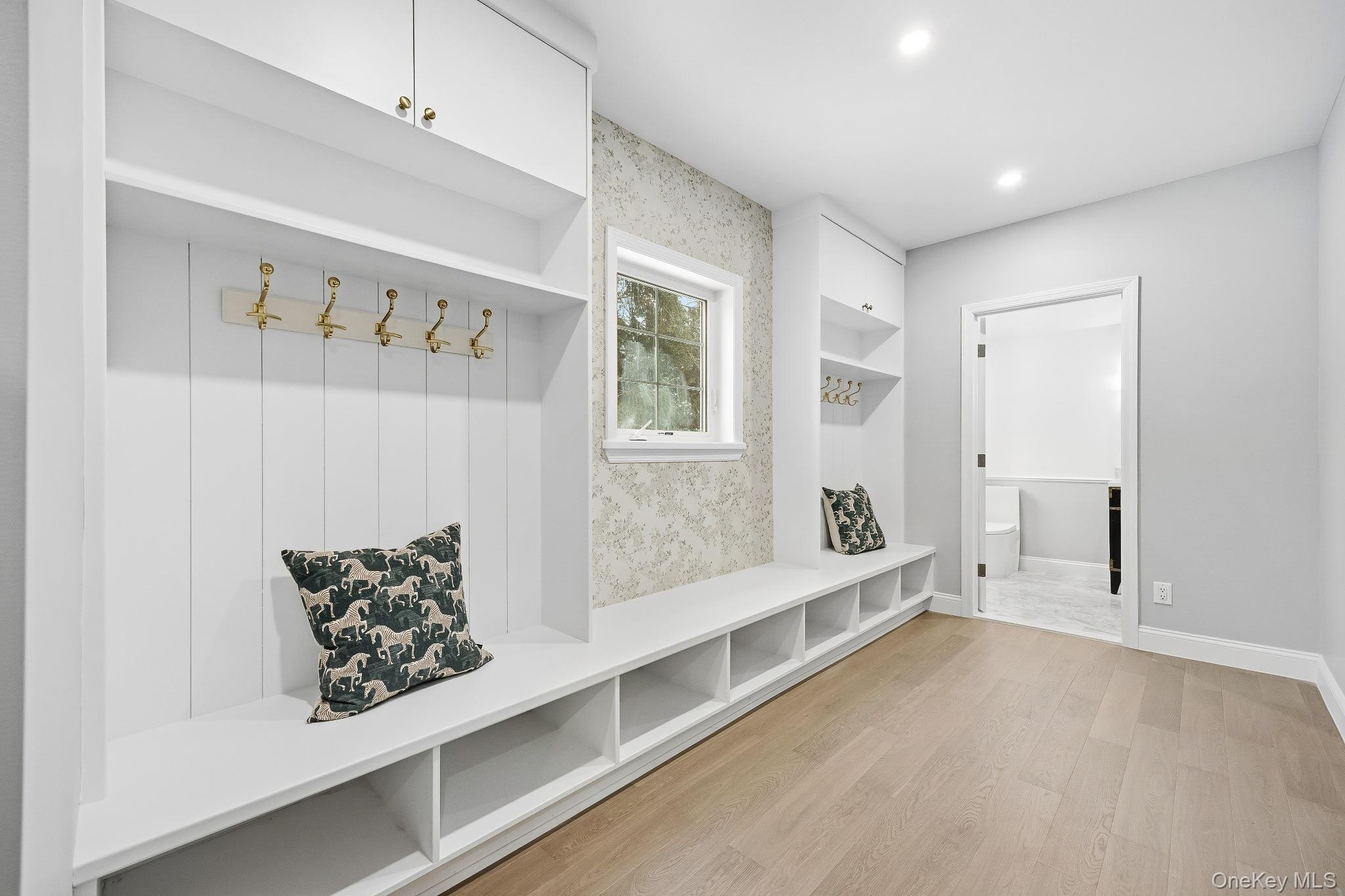 2 Wynmor Road, Scarsdale, NY 10583