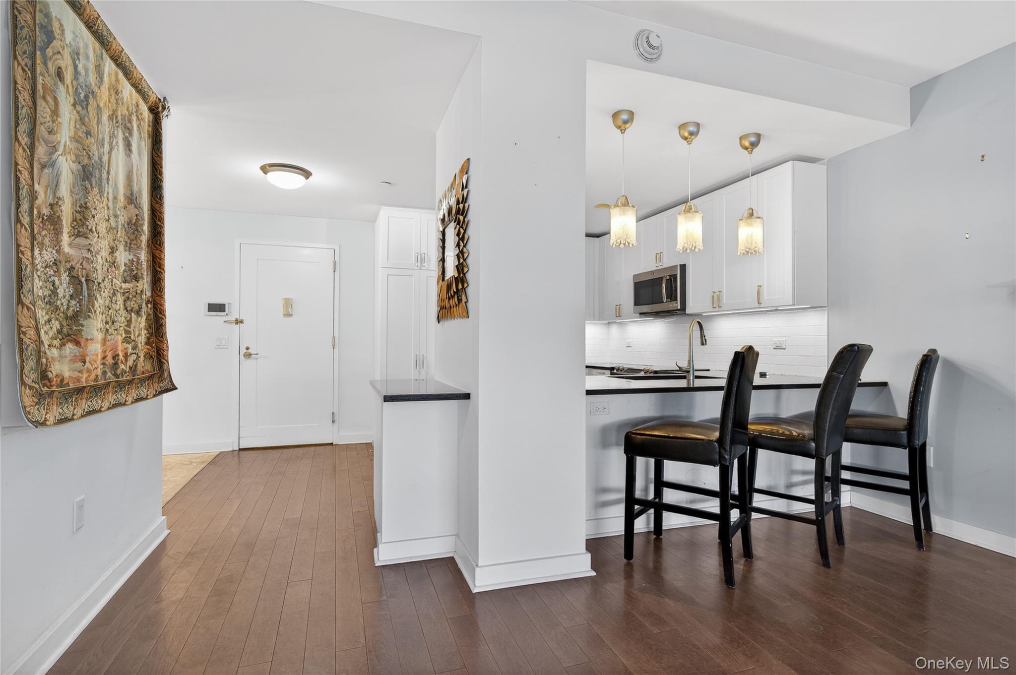 433 Main Street # 103, Port Washington, NY 11050