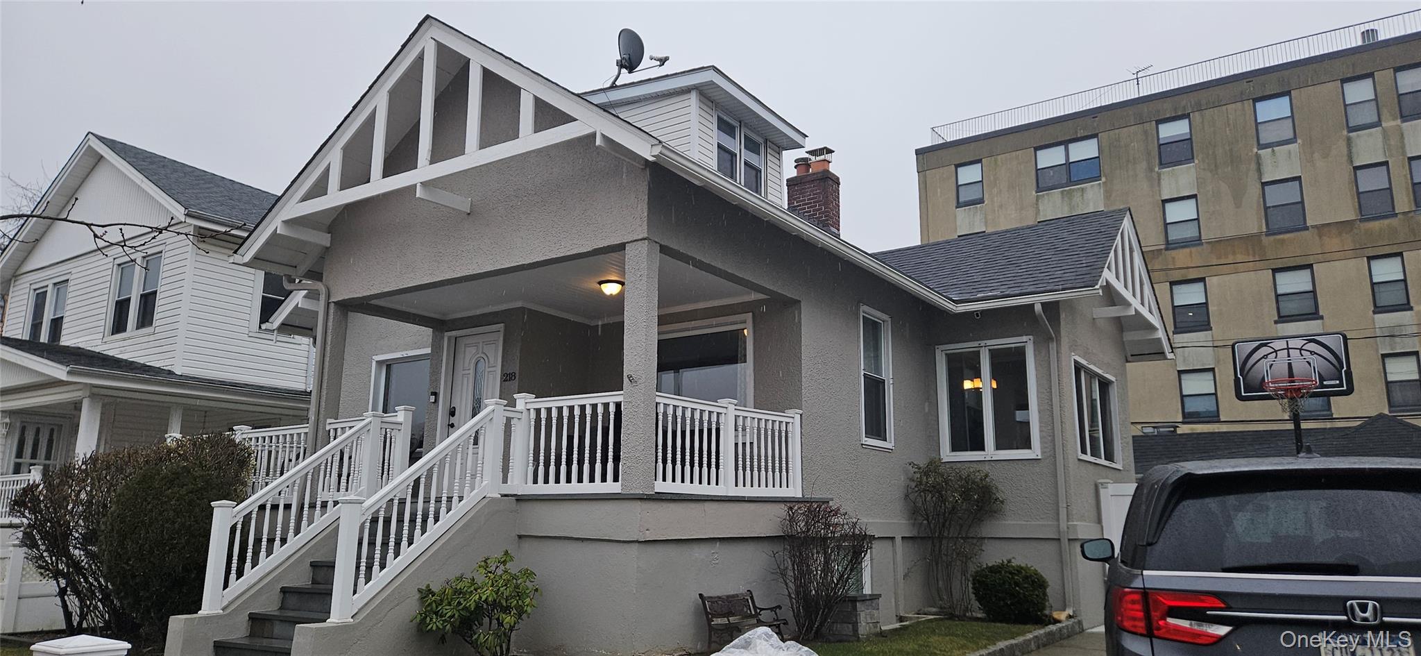 218 W Chester Street, Long Beach, NY 11561