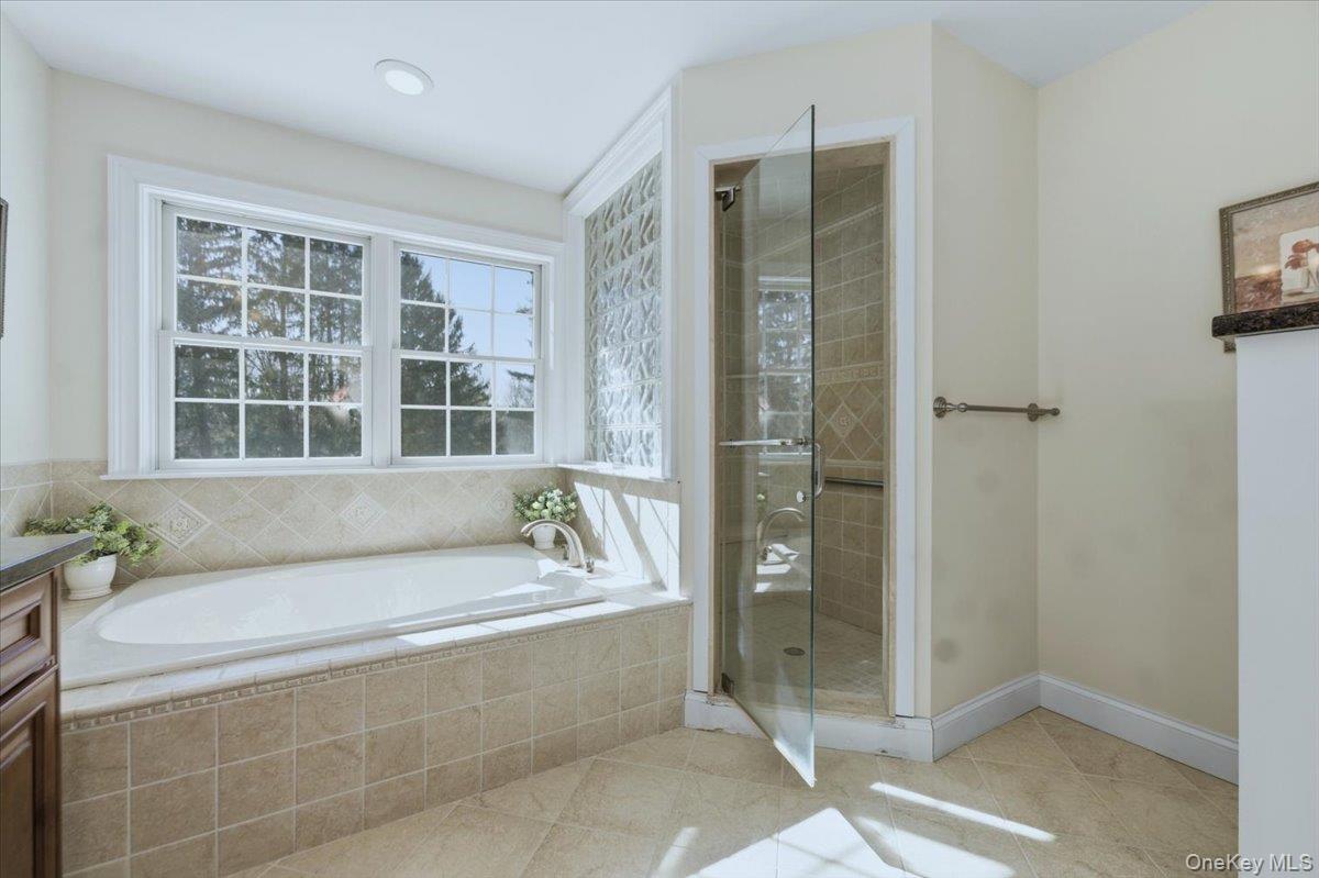 8 Hilltop Drive, Yorktown Heights, NY 10598