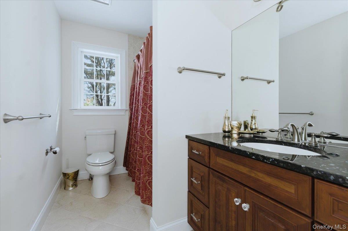 8 Hilltop Drive, Yorktown Heights, NY 10598