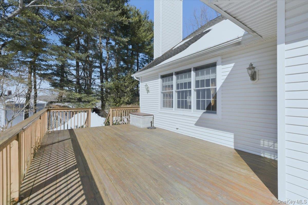 8 Hilltop Drive, Yorktown Heights, NY 10598