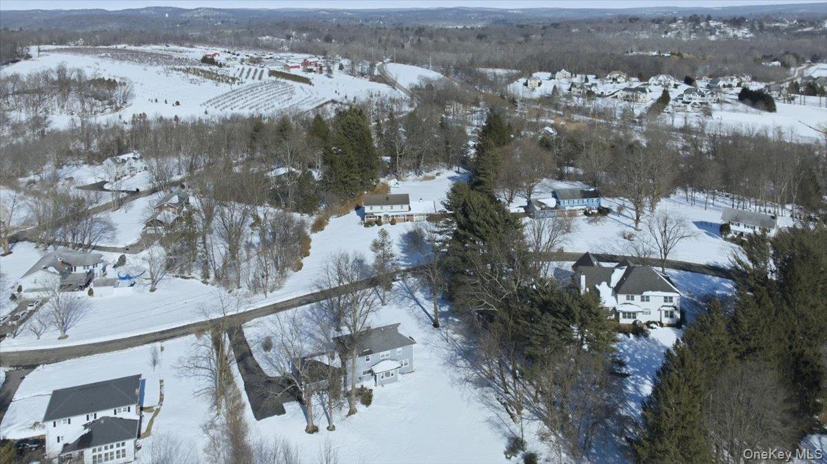 8 Hilltop Drive, Yorktown Heights, NY 10598