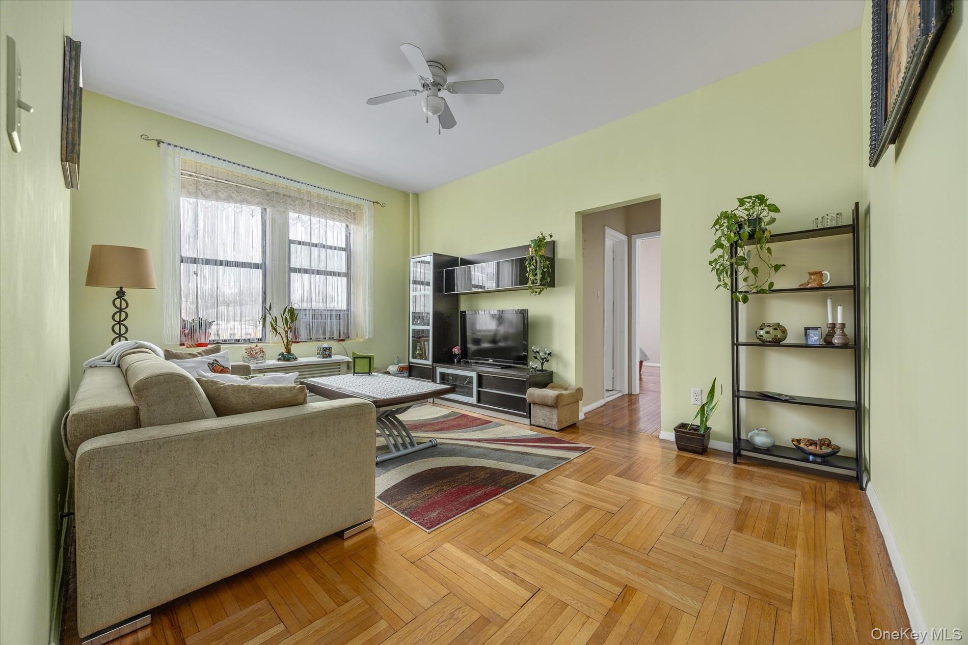 7401 4th Avenue # D5, Brooklyn, NY 11209