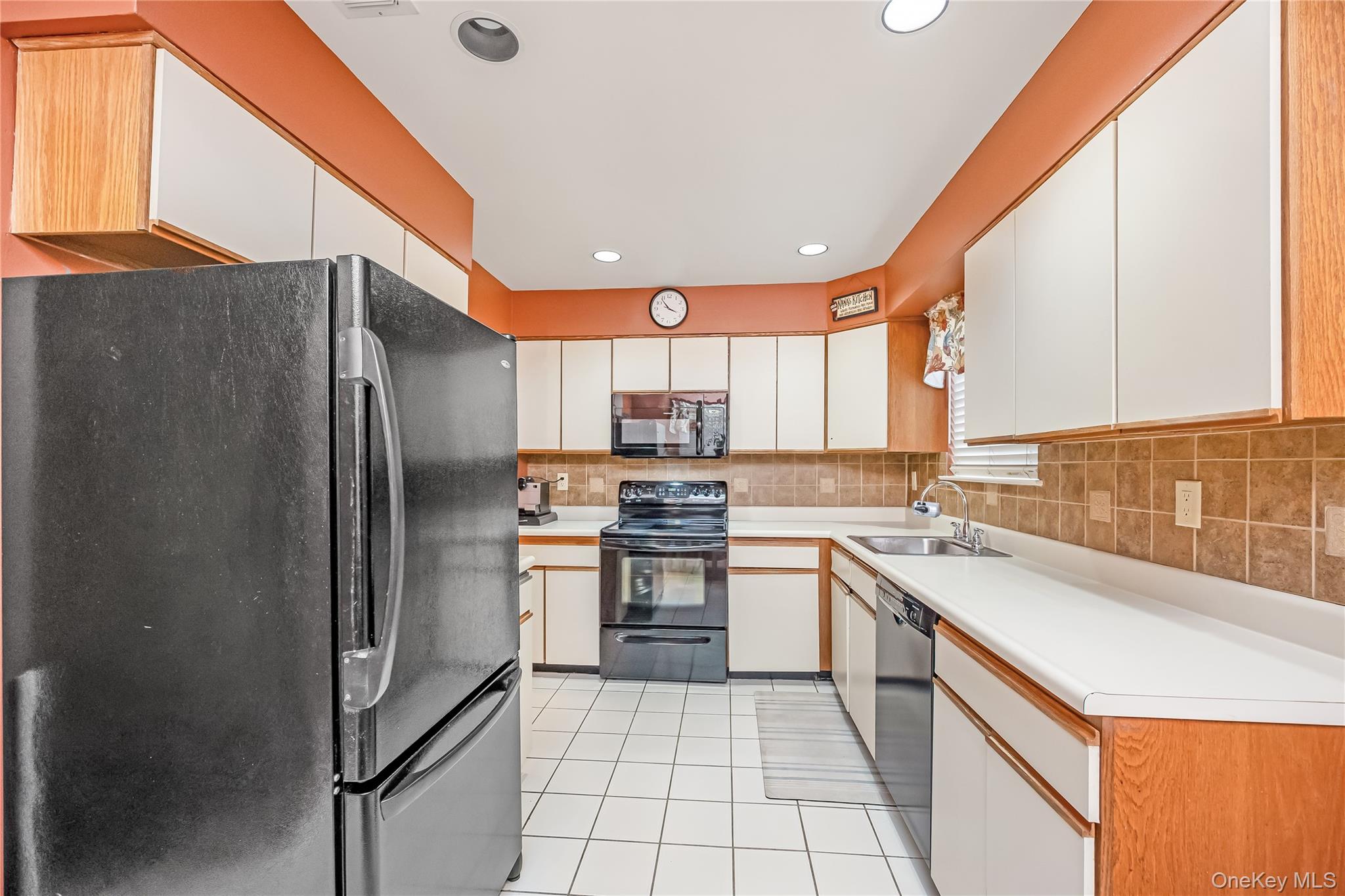 117 Laurel Lane, Wantagh, NY 11793