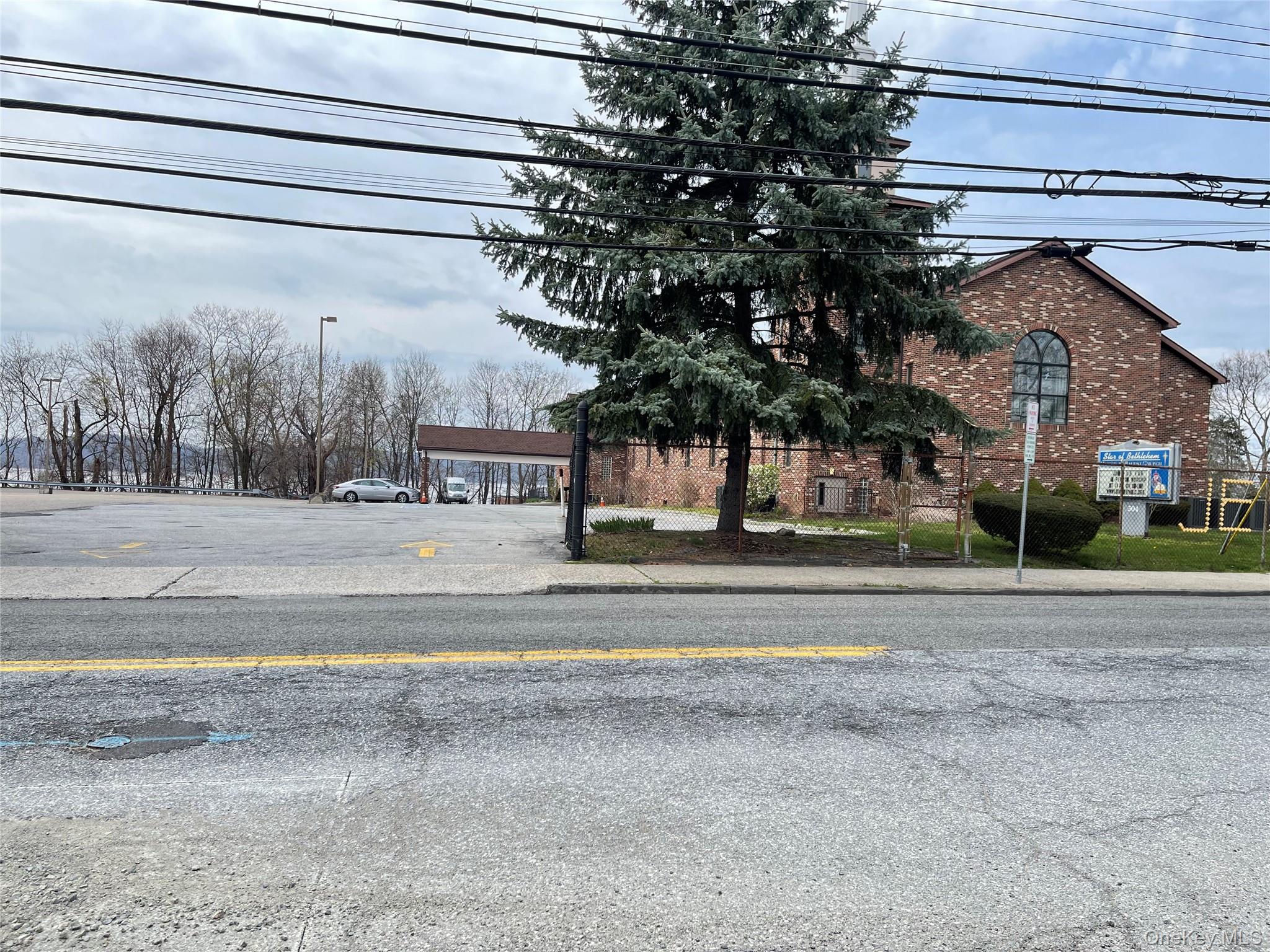 1 Agate Avenue, Ossining, NY 10562