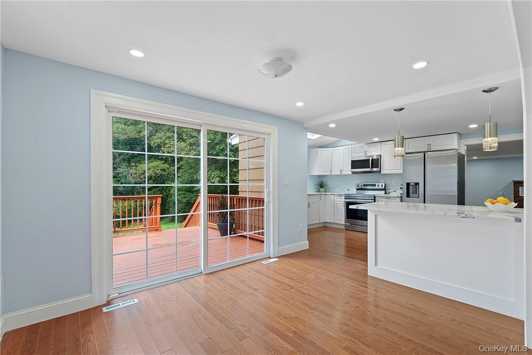 58 Whippoorwill Road E, Armonk, NY 10504