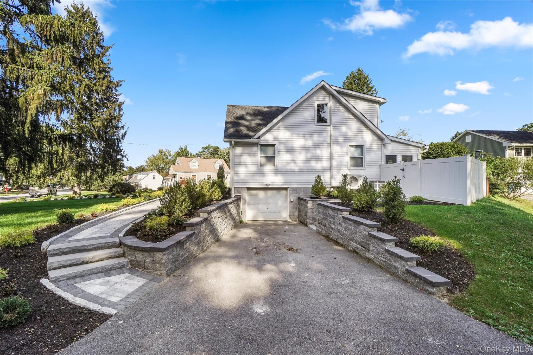 36 Hasbrouck Drive, Poughkeepsie, NY 12603