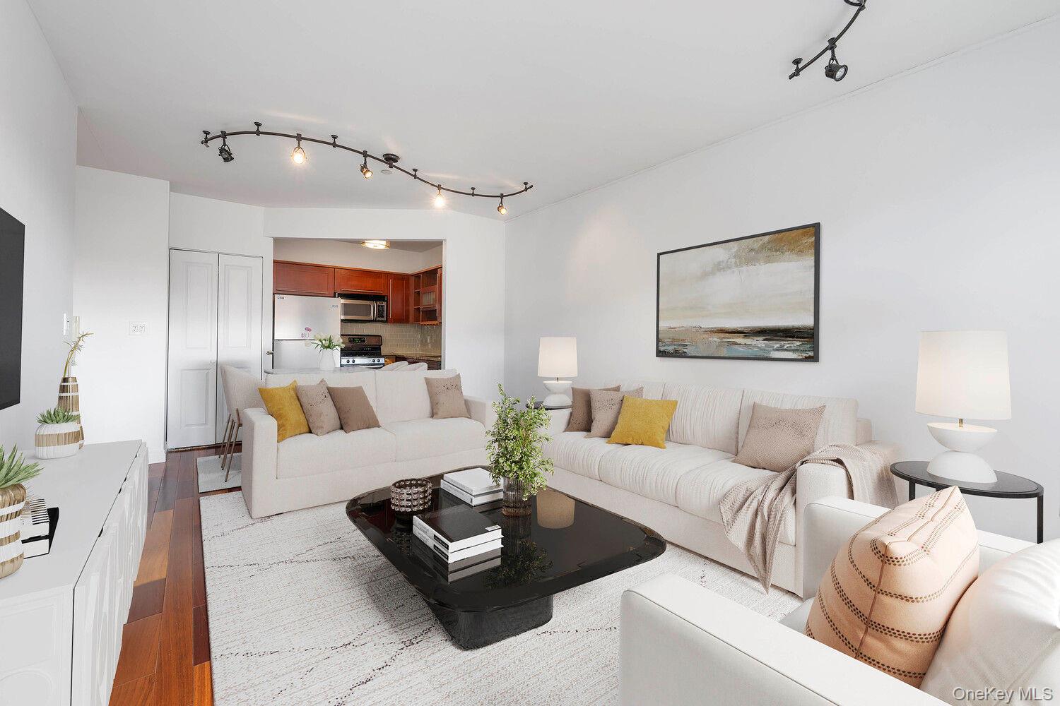 30-85 VERNON Boulevard # 6D, Queens, NY 11102