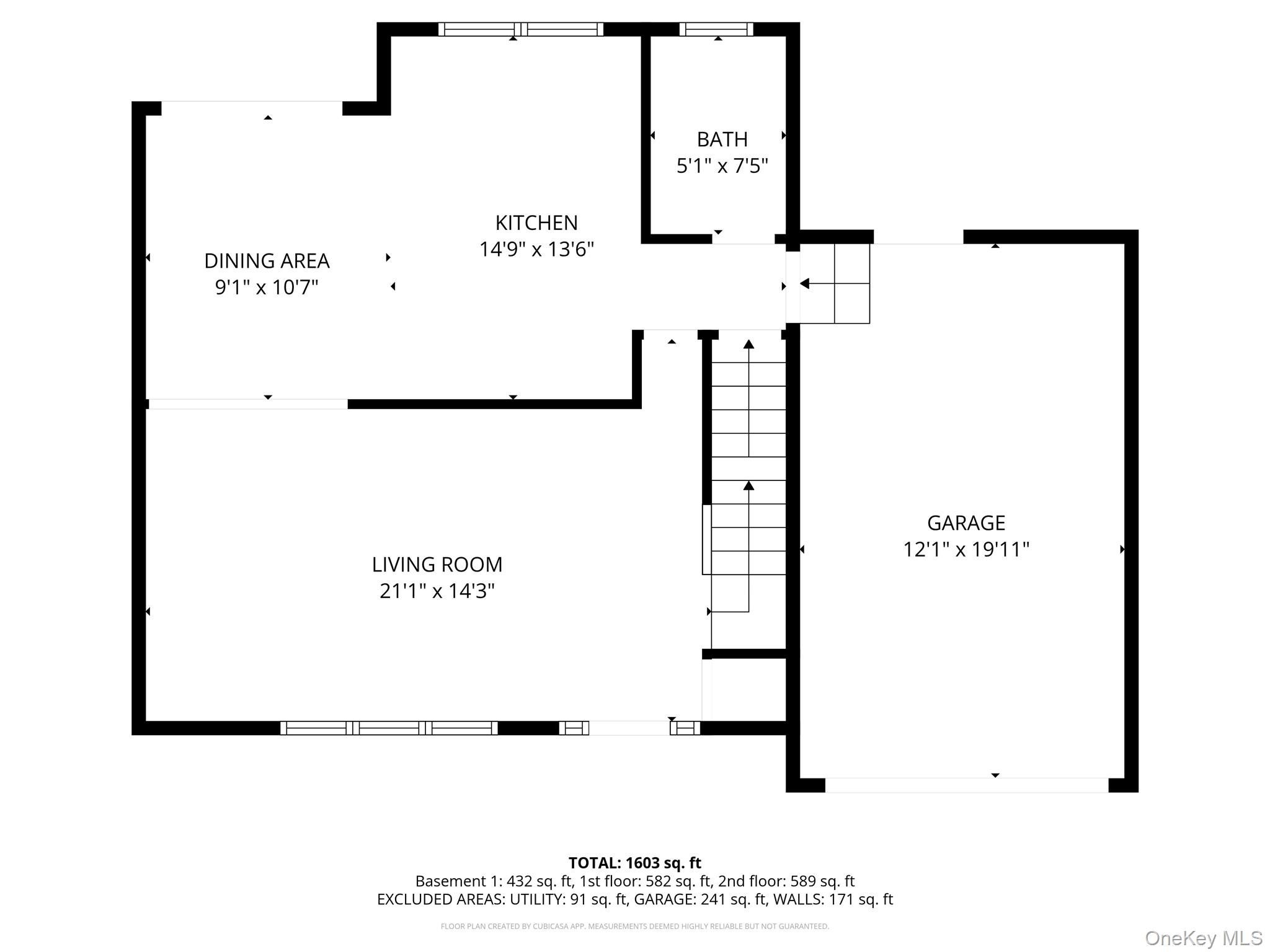 39 E Lyons Street, Melville, NY 11747