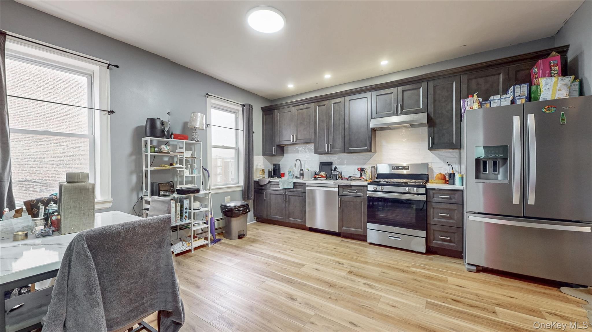 82 Moquette Row N, Yonkers, NY 10703