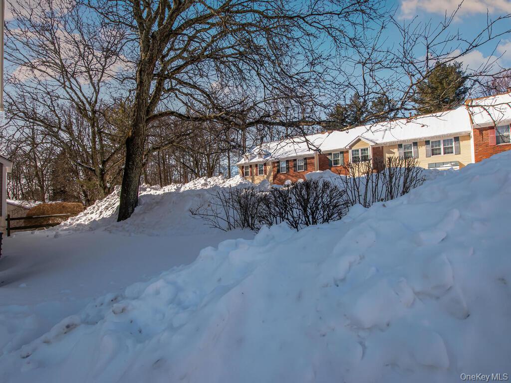 31 Winchester Avenue, Peekskill, NY 10566