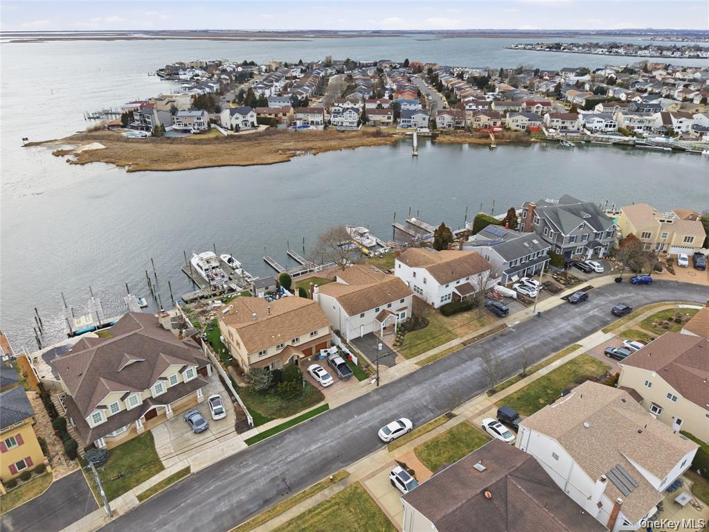 3094 Riverside Drive, Wantagh, NY 11793