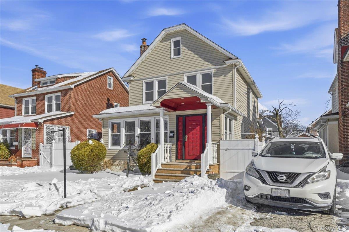 10973 200th Street, Saint Albans, NY 11412