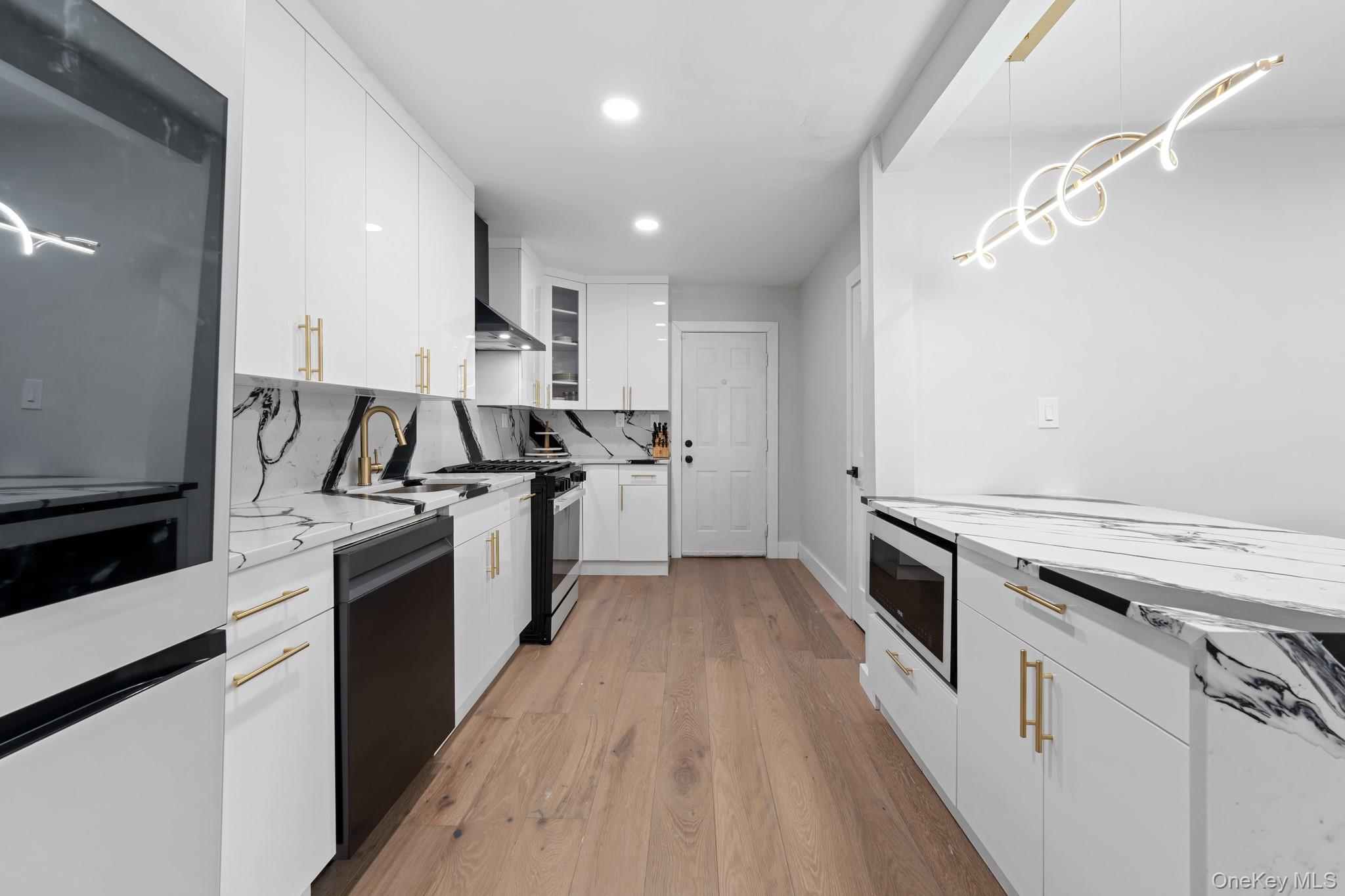 11445 207th Street, Cambria Heights, NY 11411