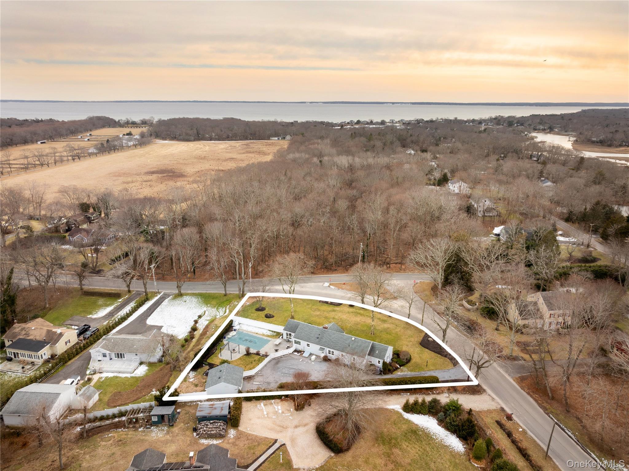 735 Reeve Avenue, Mattituck, NY 11952