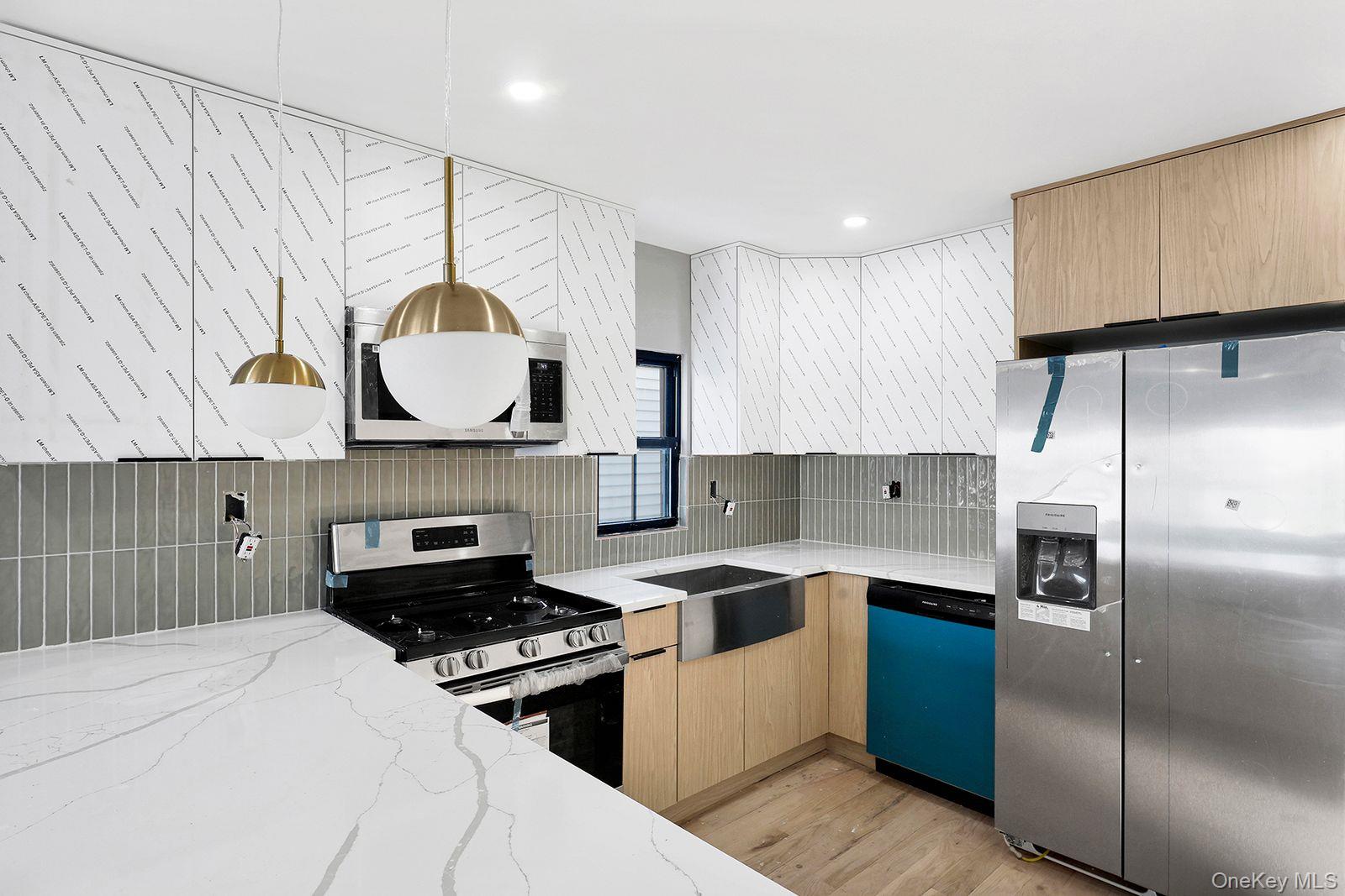 9318 Foster Avenue, Brooklyn, NY 11236