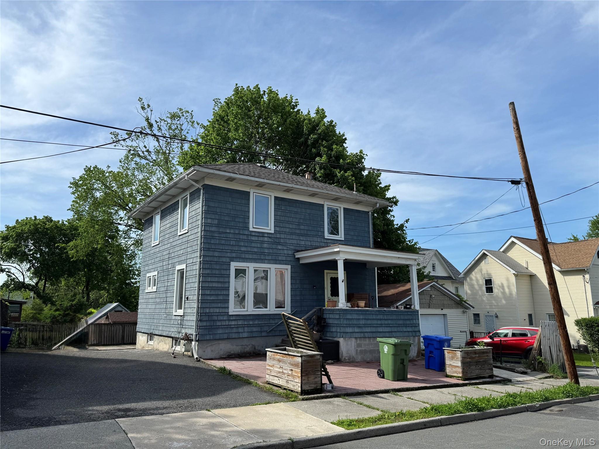 39 Crescent Place, Middletown, NY 10940