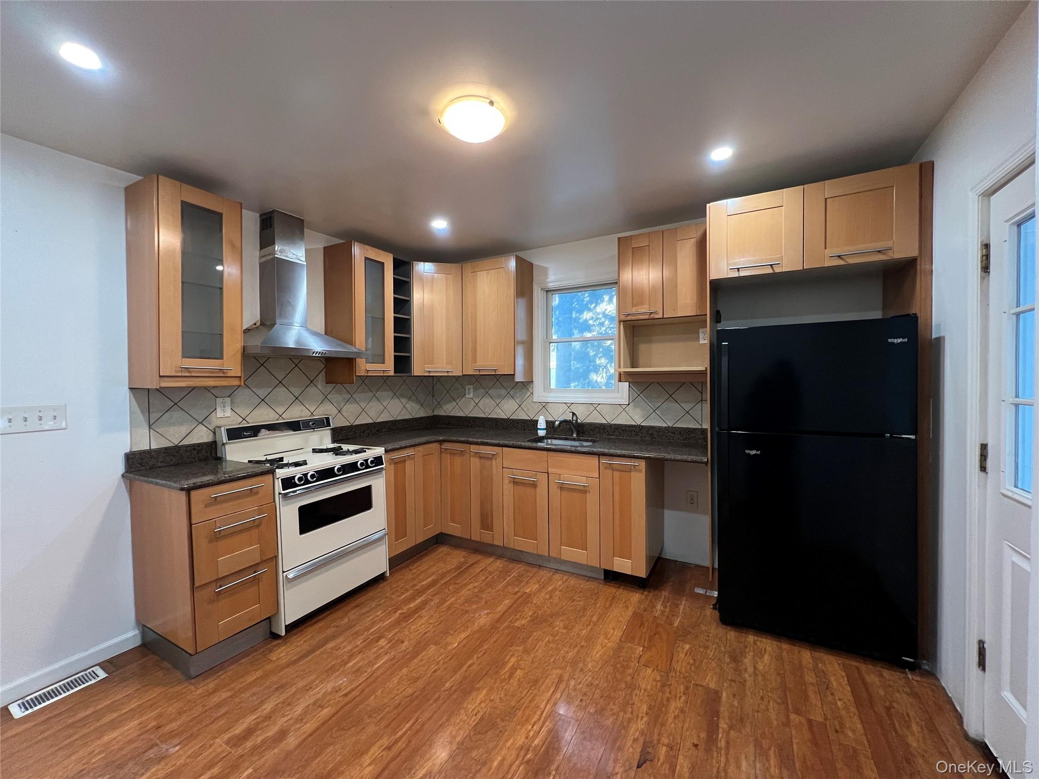 29 Grove Street, Mount Kisco, NY 10549