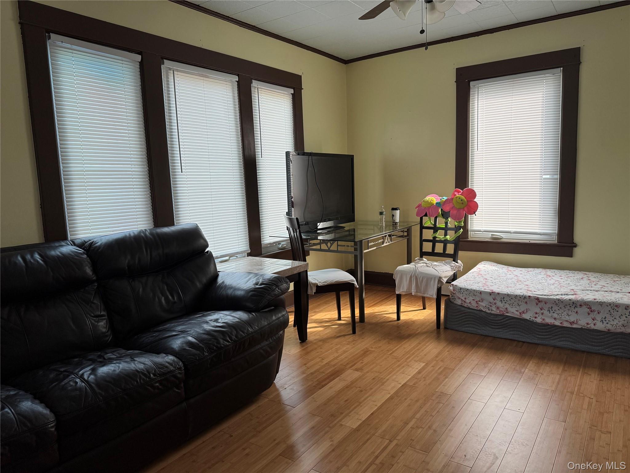 39 Crescent Place, Middletown, NY 10940