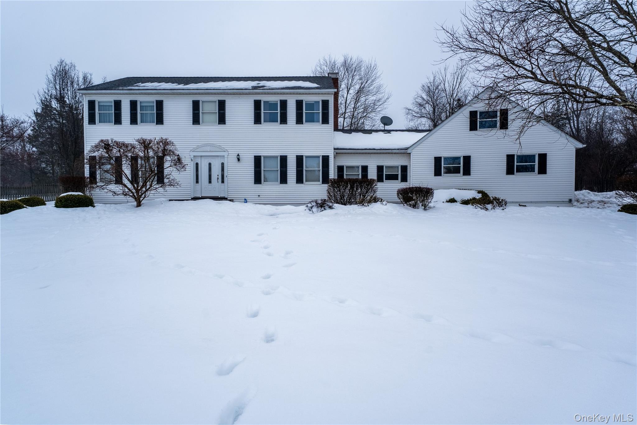 13 Bray Farm Lane, Wappingers Falls, NY 12590