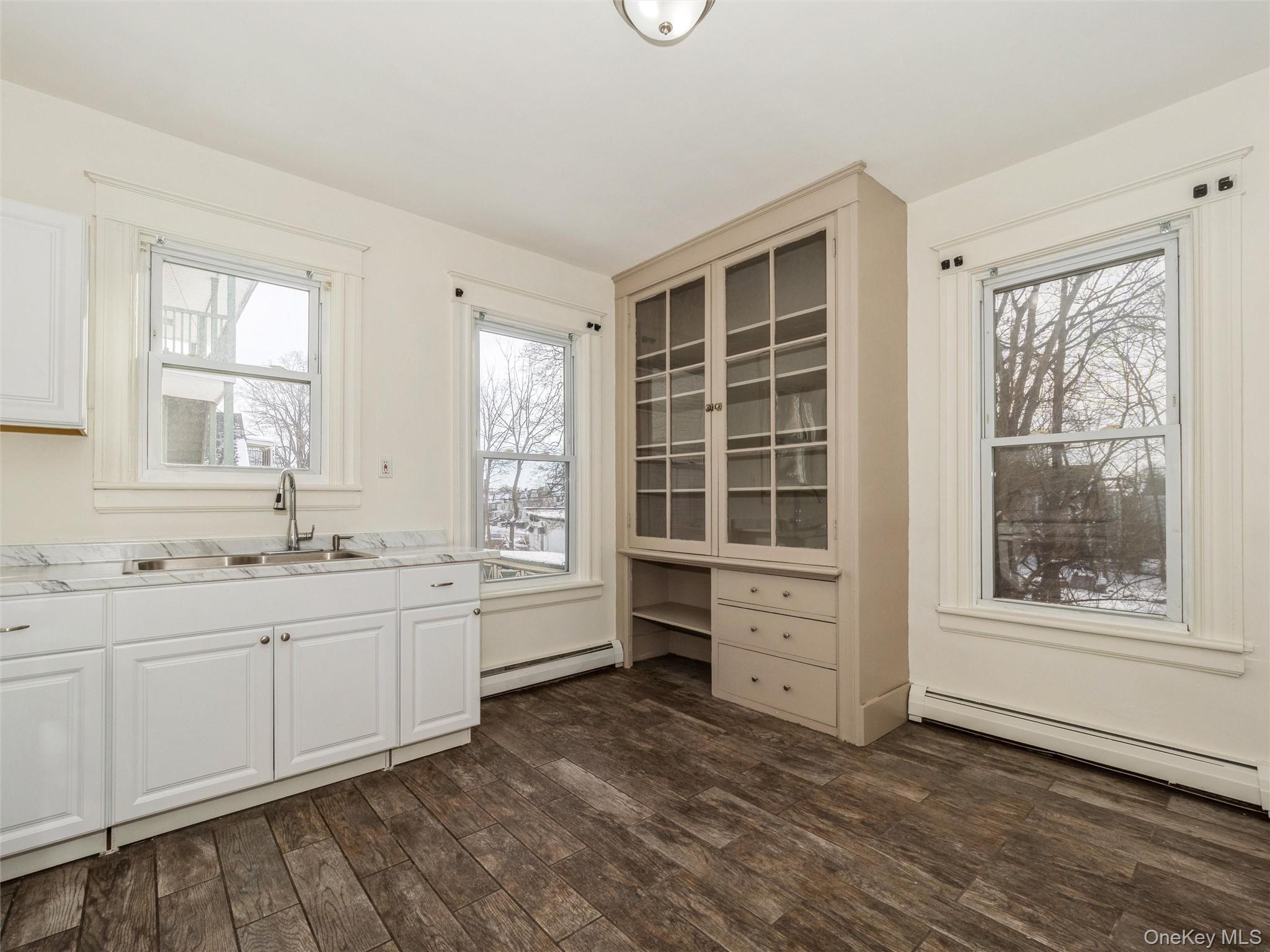 236 Mansion Street # 2, Poughkeepsie, NY 12601