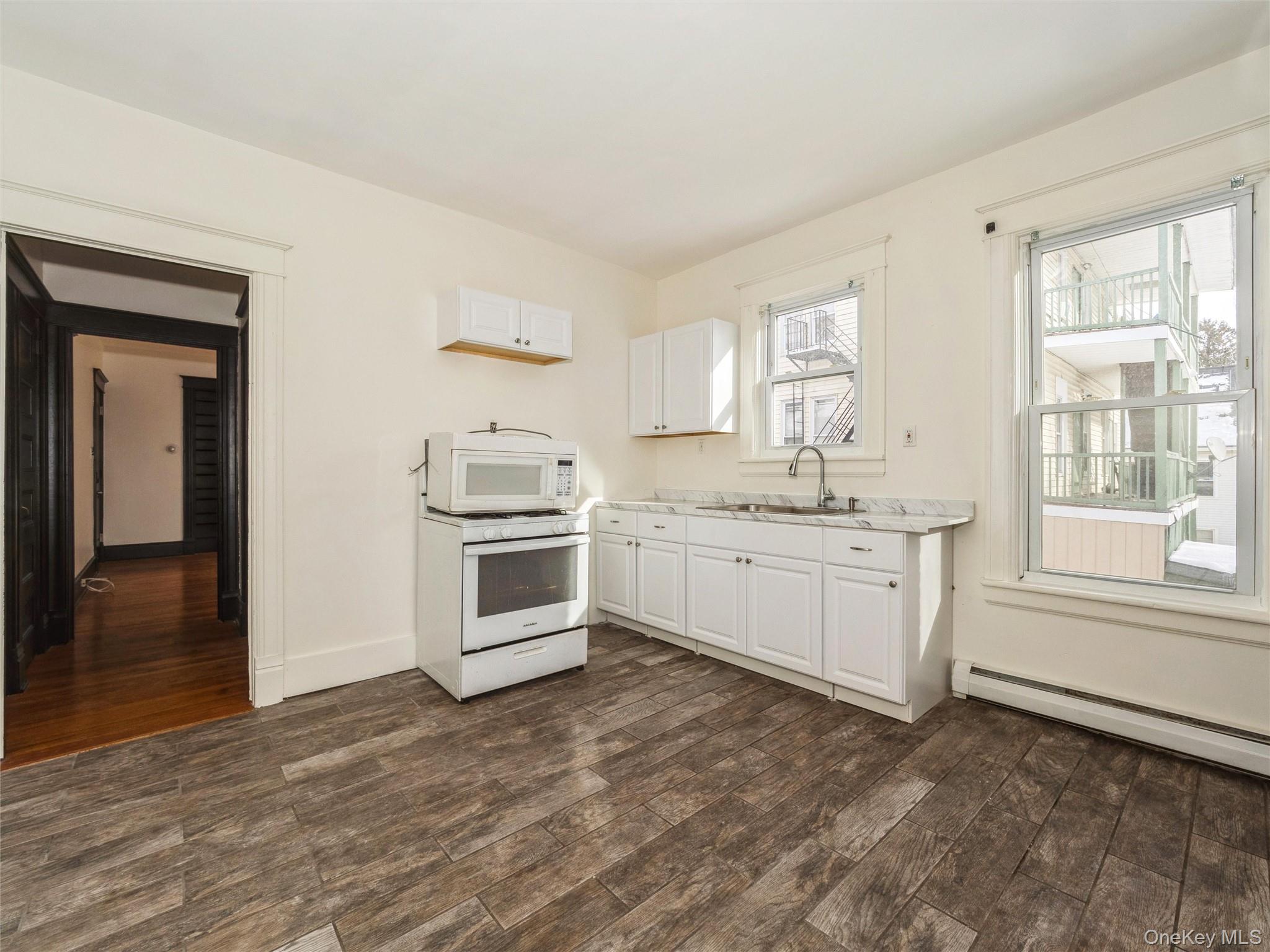 236 Mansion Street # 2, Poughkeepsie, NY 12601