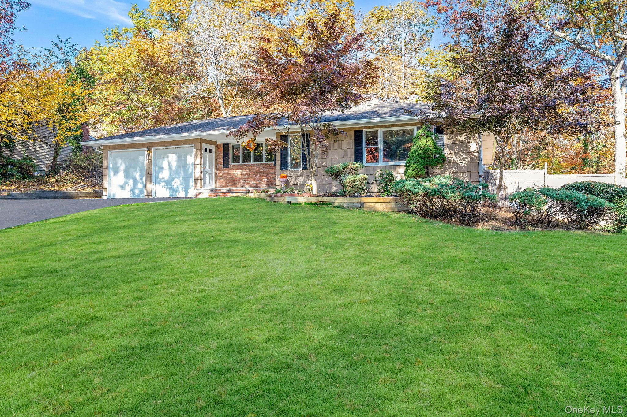 23 Princeton Drive, Dix Hills, NY 11746