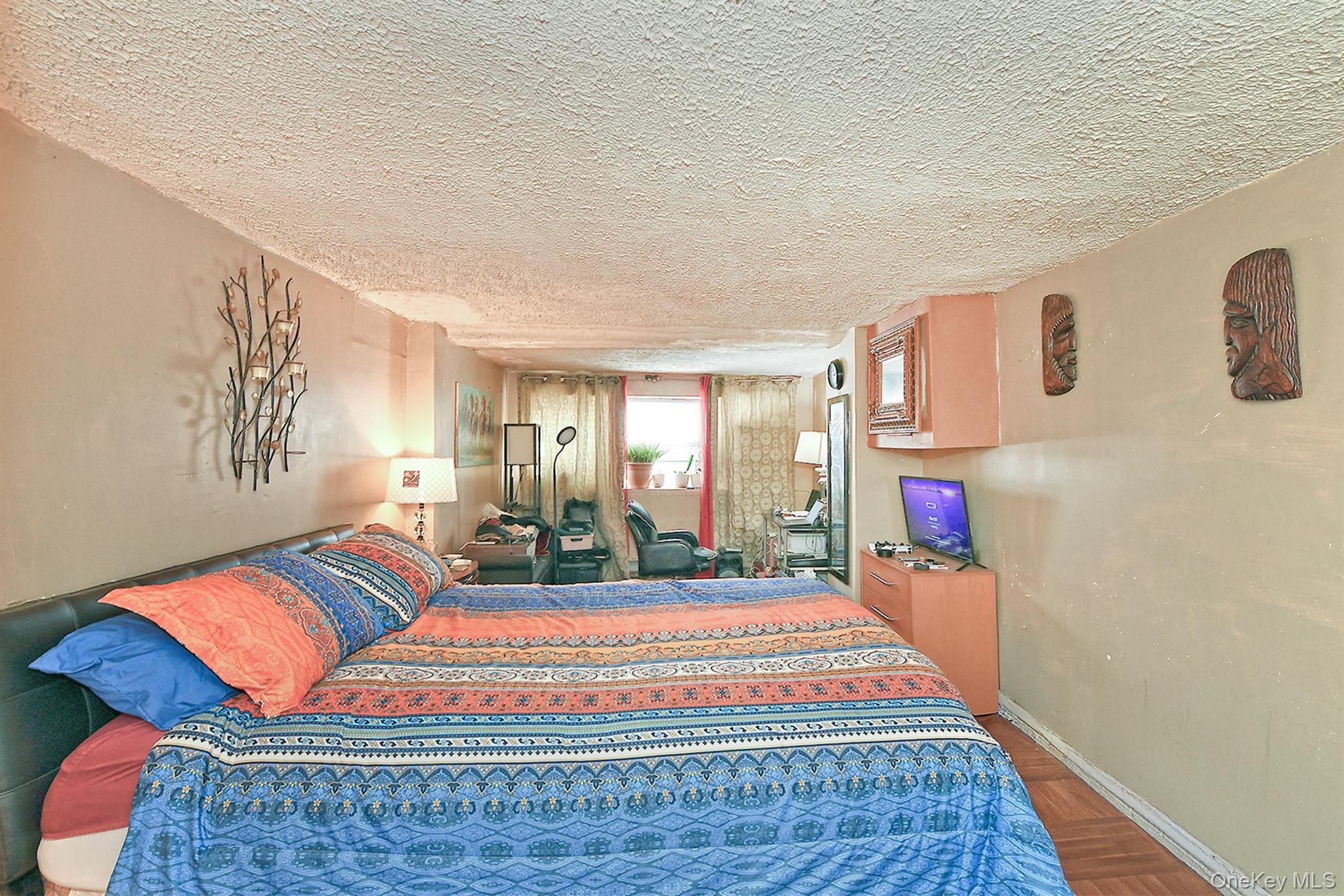 3617 Laconia Avenue, Bronx, NY 10469