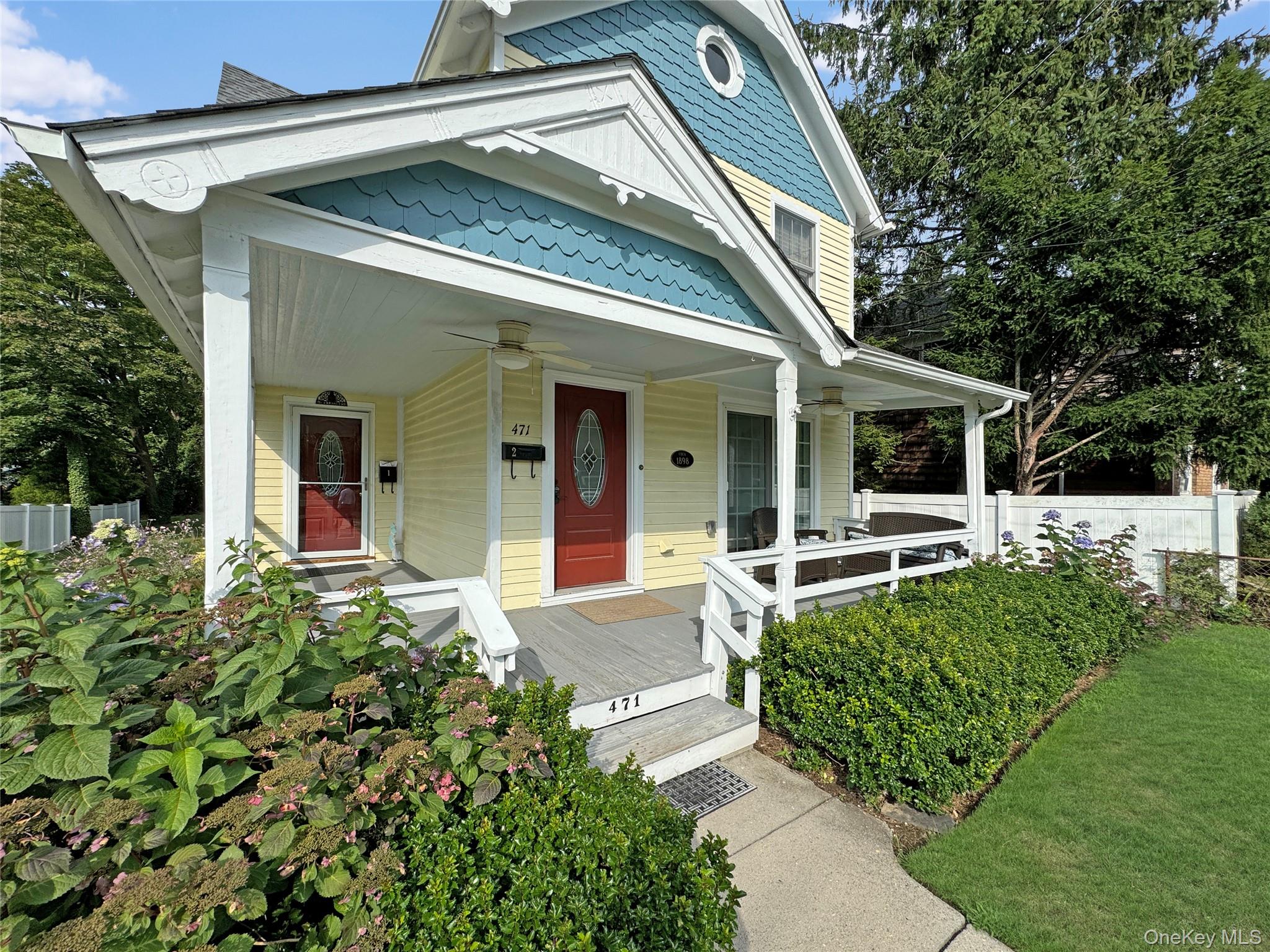 471 Main Street, Northport, NY 11768