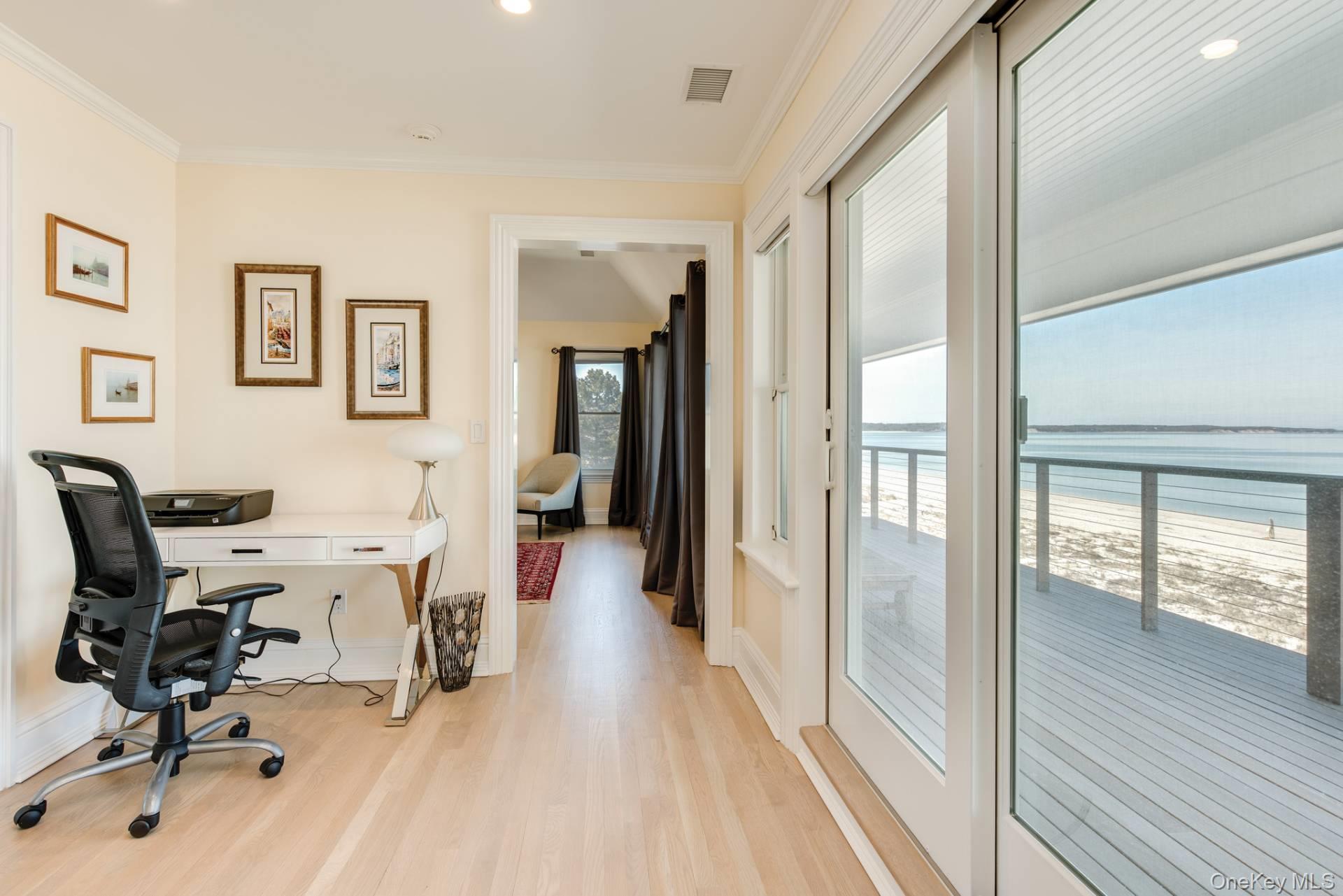 81 Cold Spring Point Road, Southampton, NY 11968