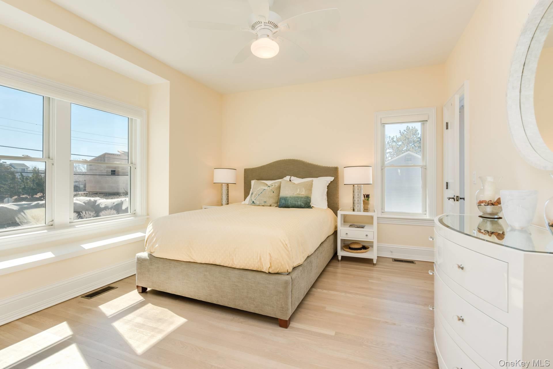 81 Cold Spring Point Road, Southampton, NY 11968