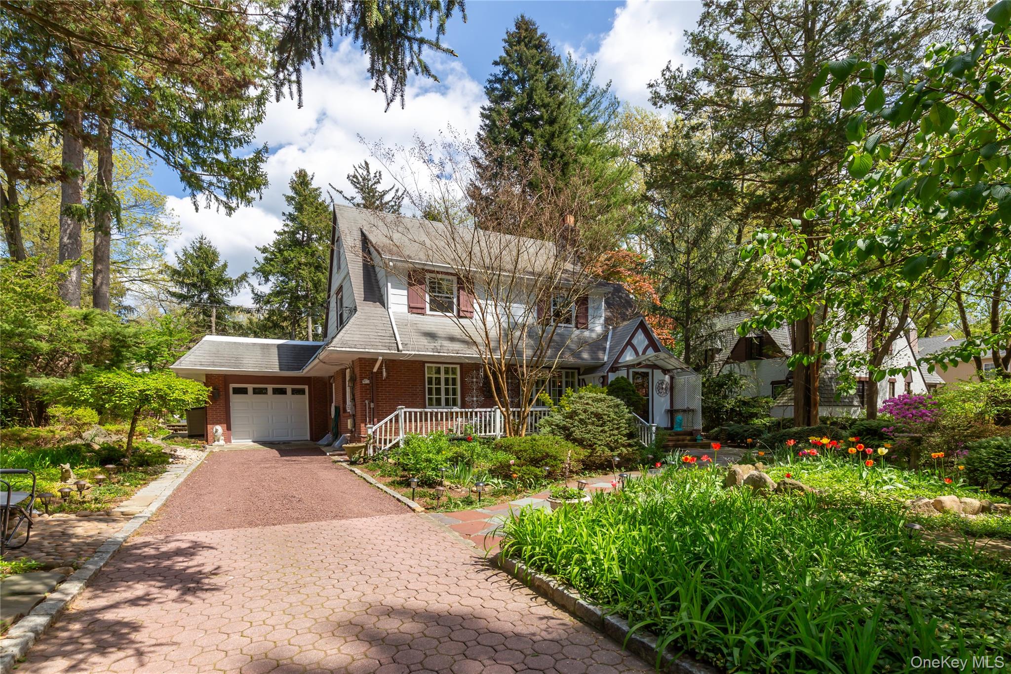 200 Myrtle Drive, Great Neck, NY 11021