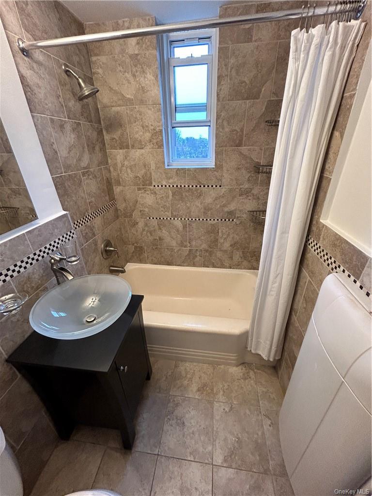 220 Pelham Road # 5E, New Rochelle, NY 10805