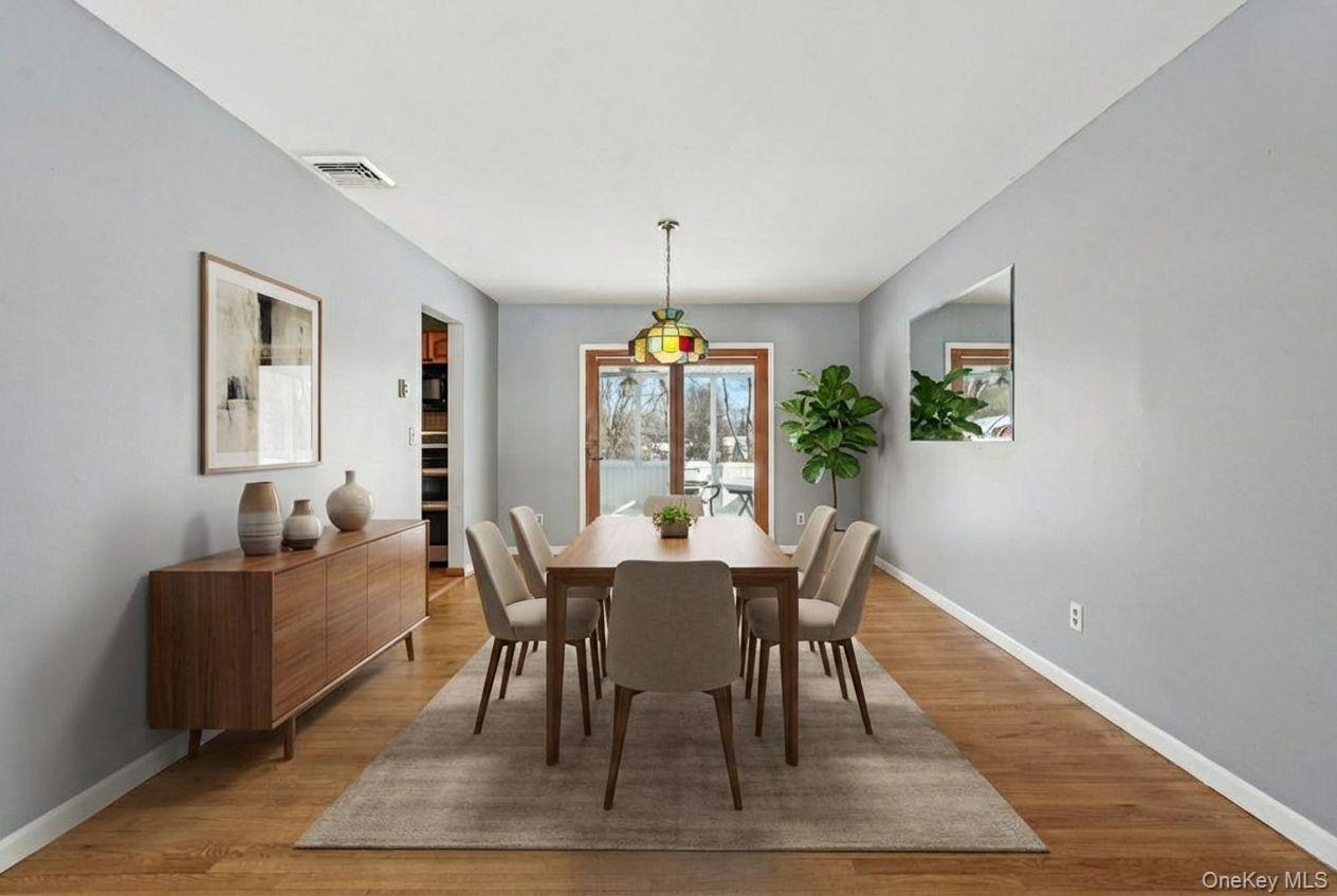 54 Blossom Lane, Wallkill, NY 12589