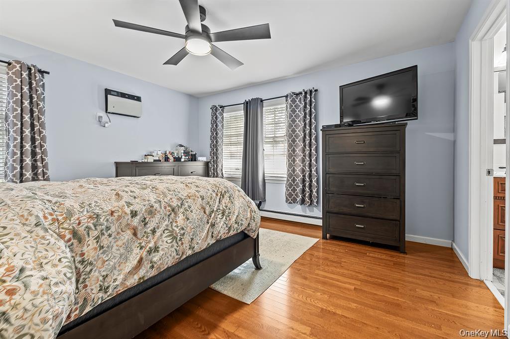 16 Stoneham Place, White Plains, NY 10607