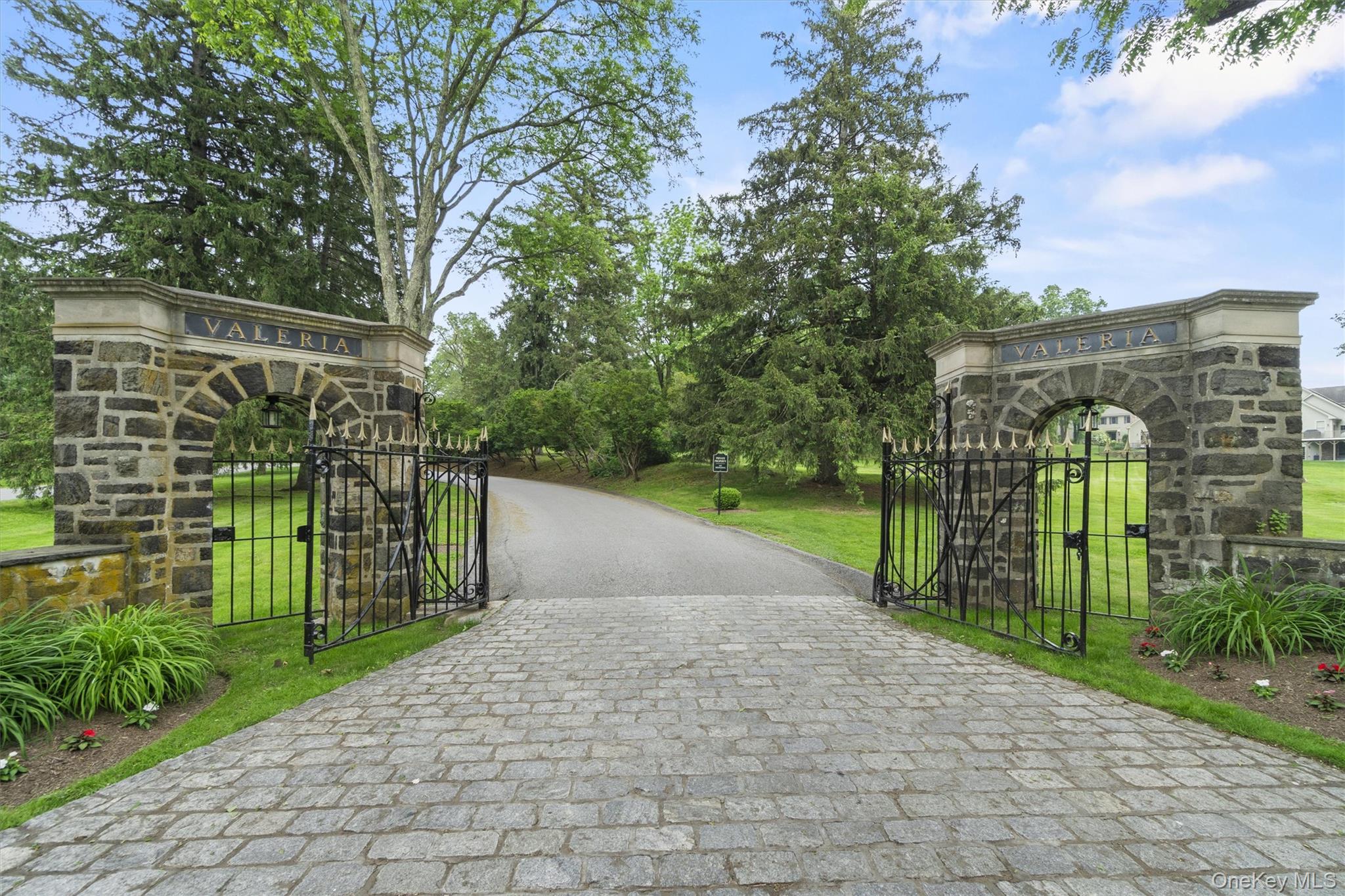 341 Furnace Dock Road # 11, Cortlandt Manor, NY 10567