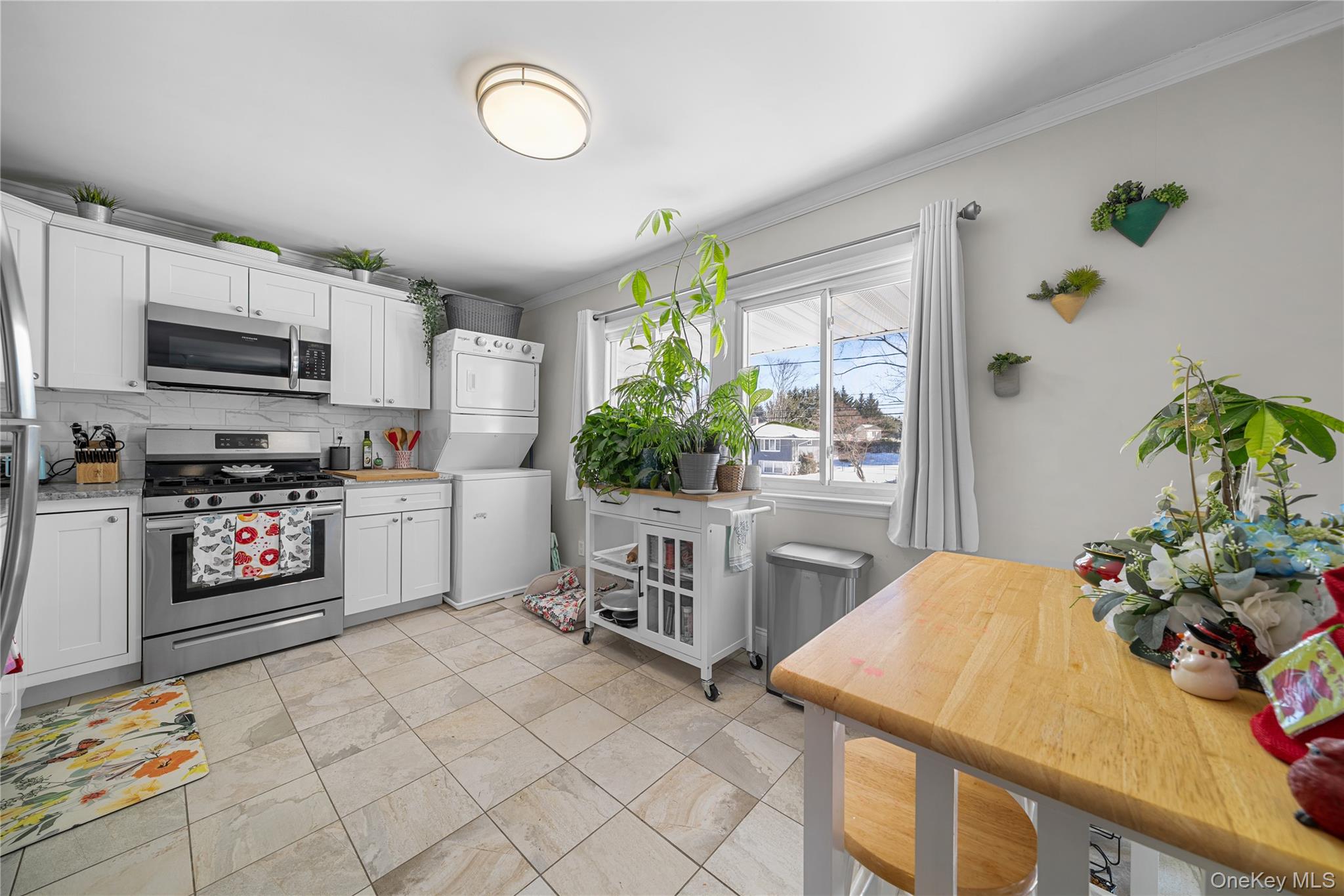 14 Pheasant Lane, East Setauket, NY 11733