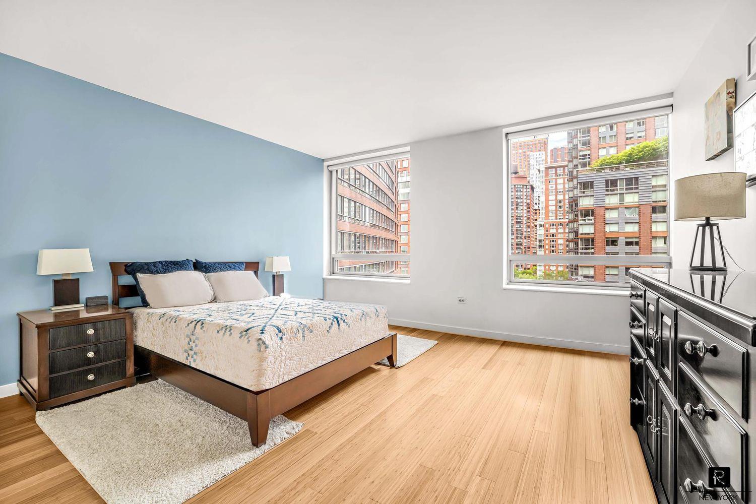 2 River Terrace # 9-A, New York (Manhattan), NY 10282