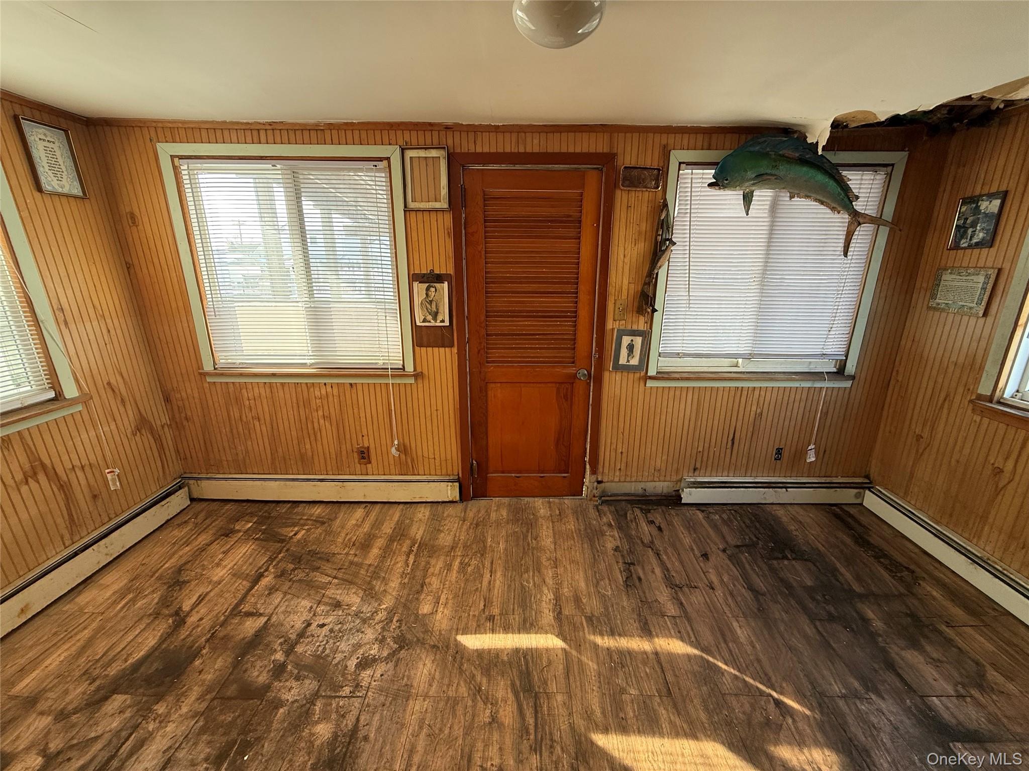 5 Bayview Avenue, Howard Beach, NY 11414