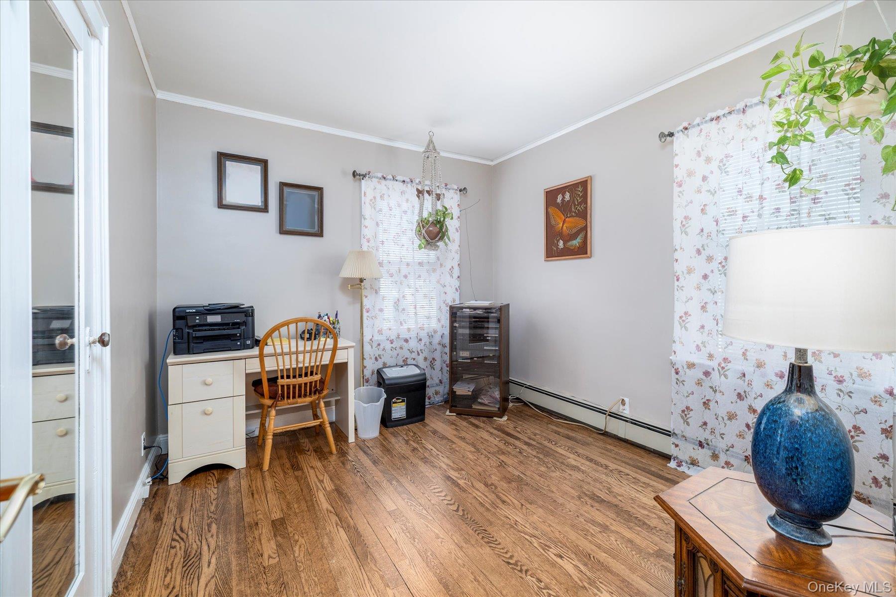 1065 Russell Street, Franklin Square, NY 11010