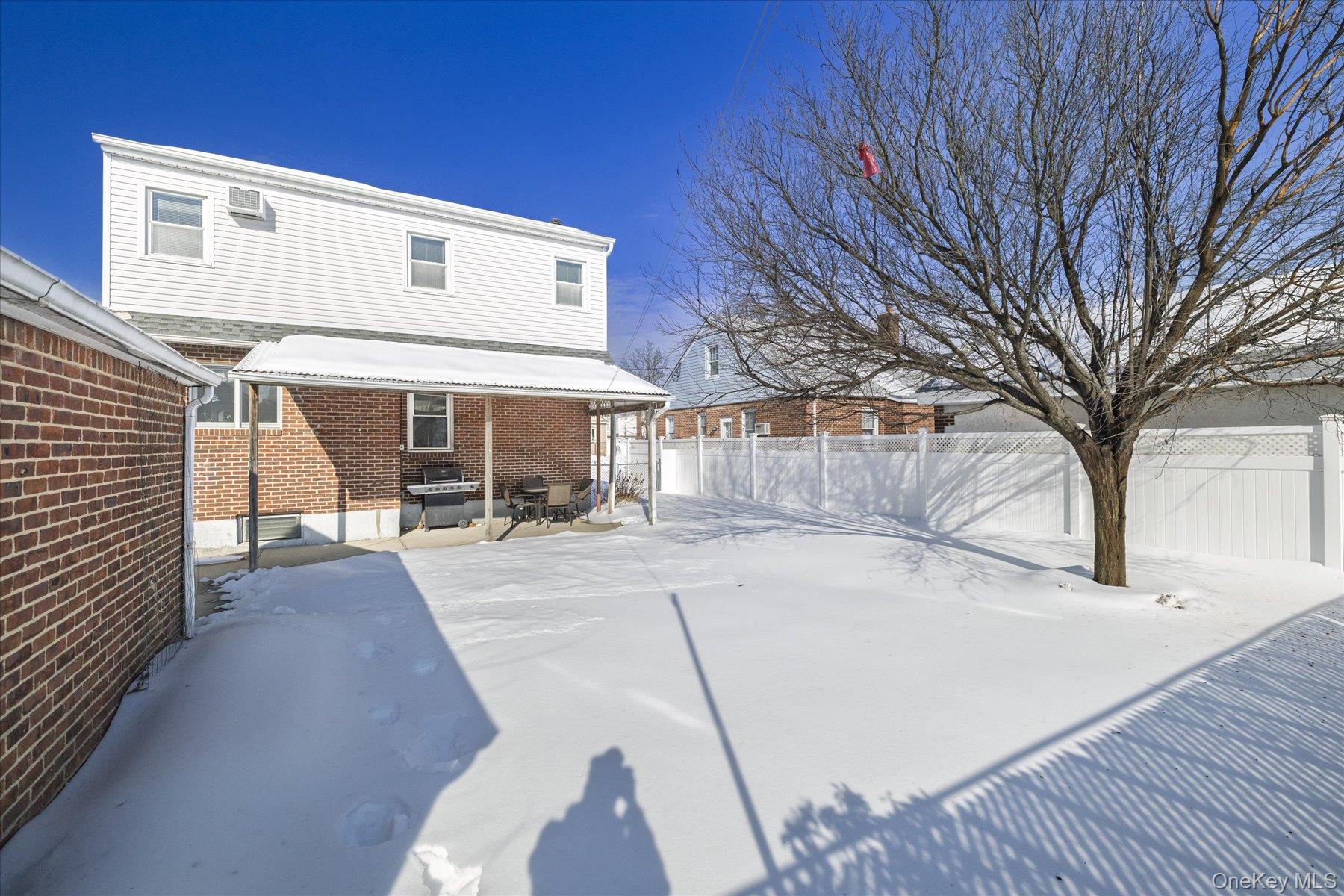 1065 Russell Street, Franklin Square, NY 11010