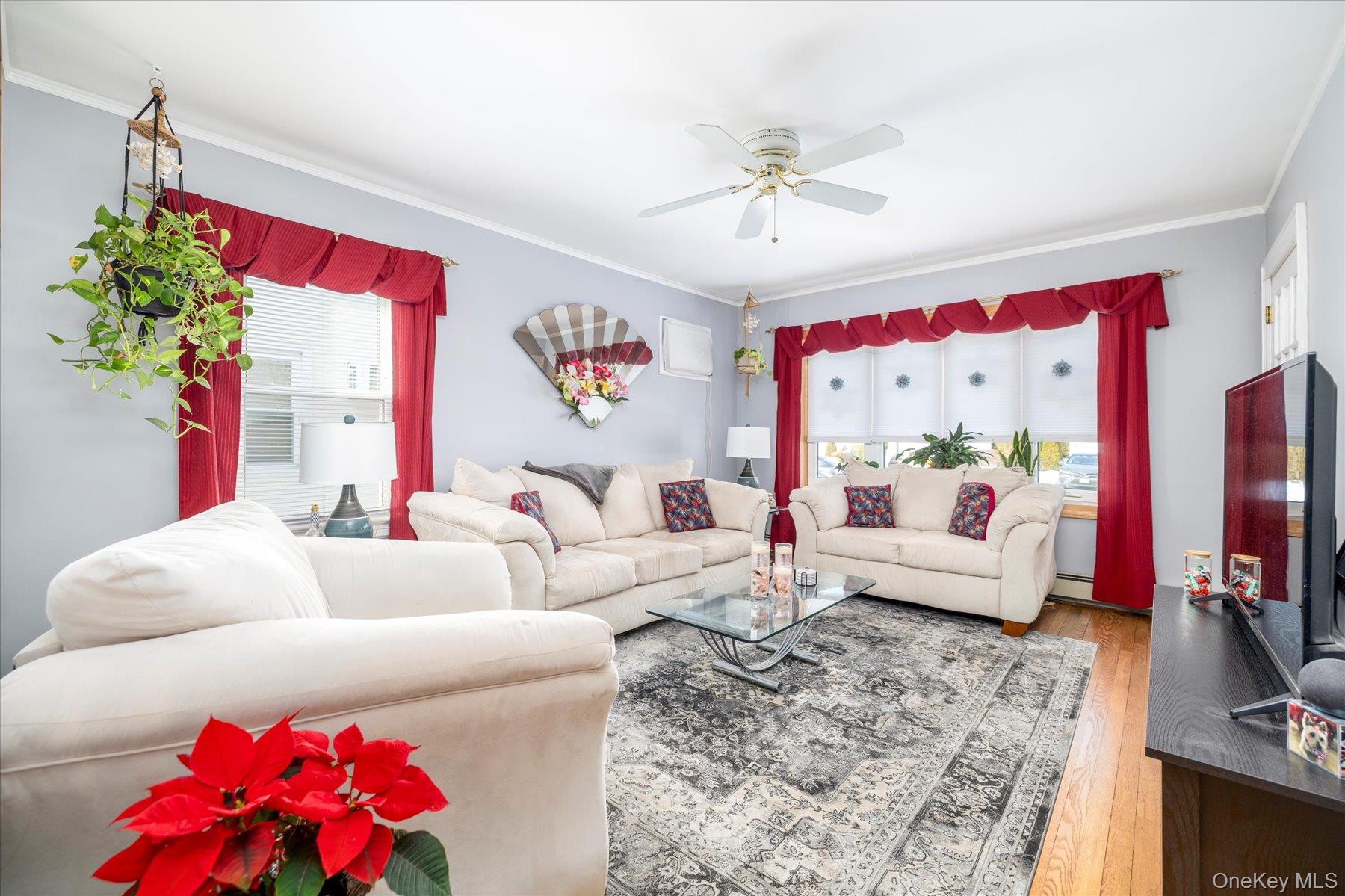 1065 Russell Street, Franklin Square, NY 11010