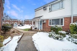 1346 Bell Blvd # 211, Bayside, NY 11360