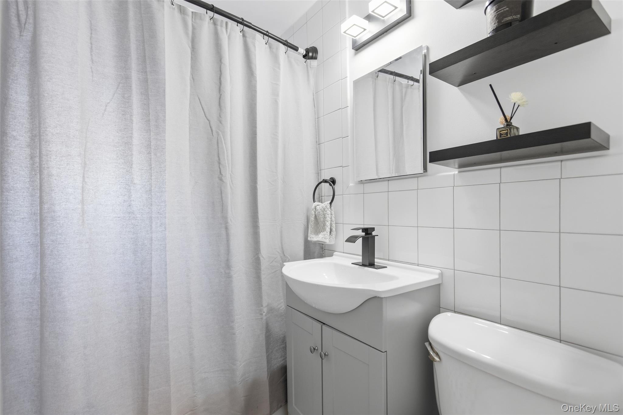 154 Ravine Avenue # 1D, Yonkers, NY 10701